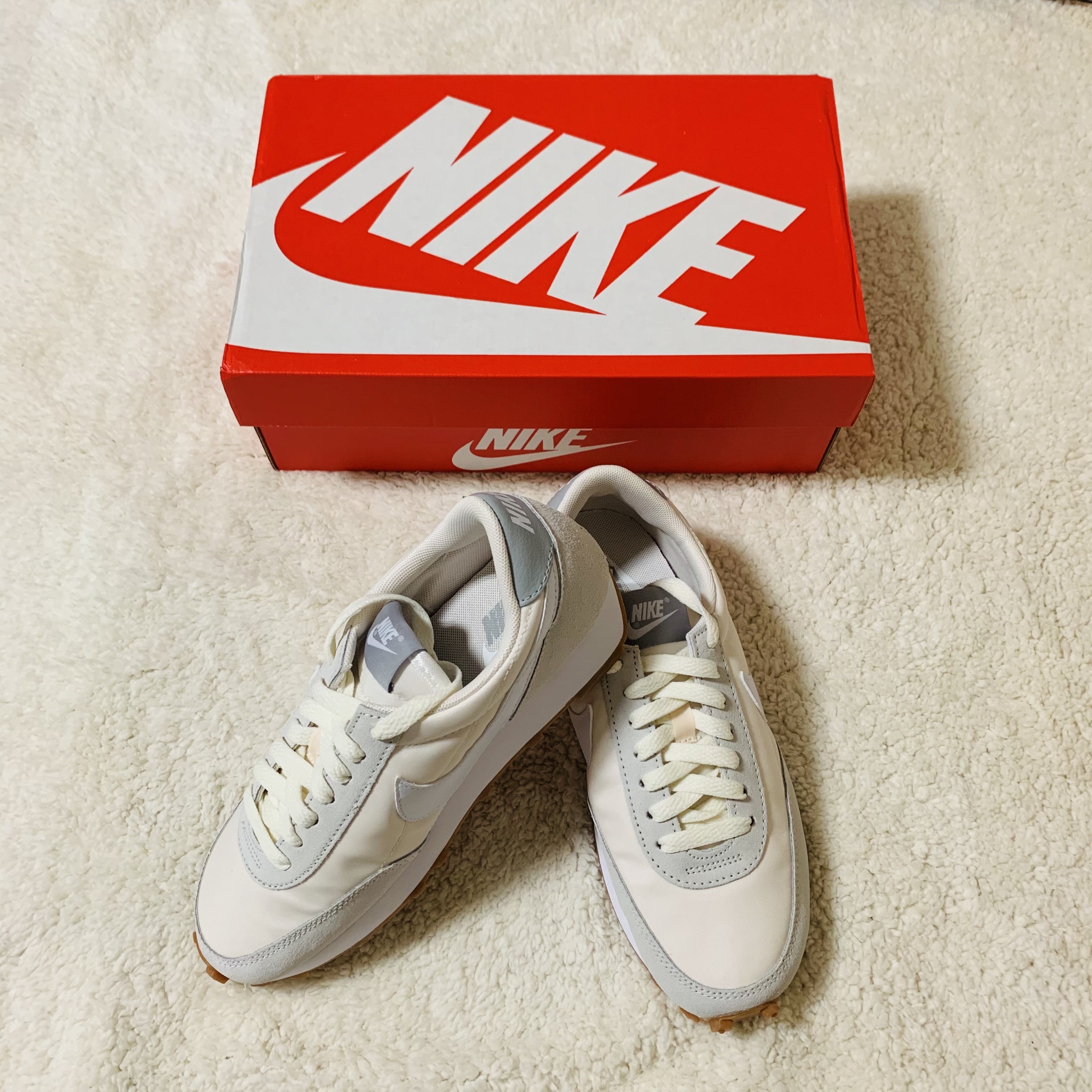 (W) Nike Daybreak Summit White 착용 스타일