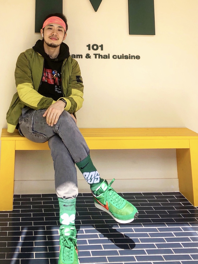 Nike x Stranger Things Tailwind 79 Hawkins High School 착용 스타일