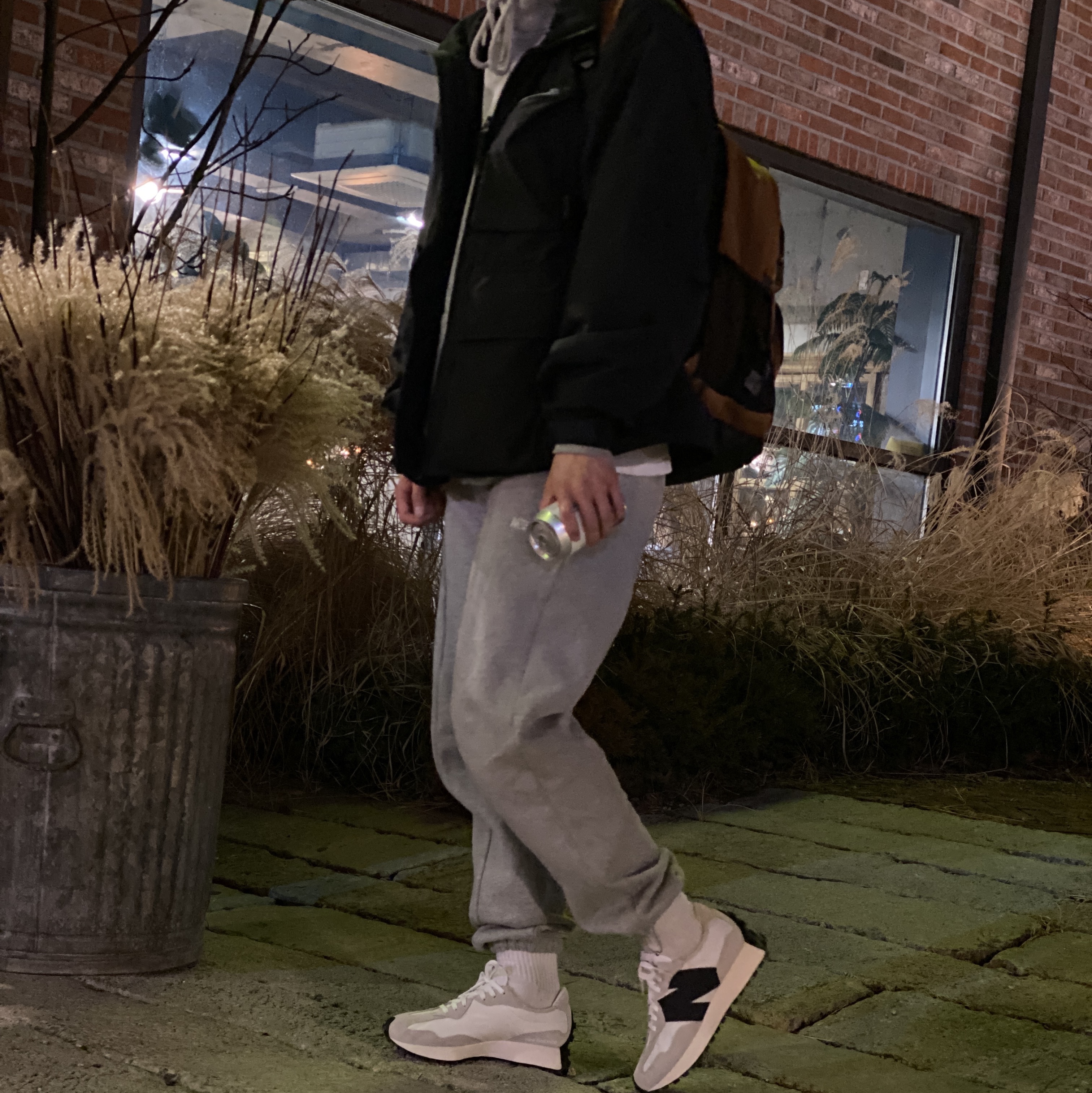 Nike x Stussy Windrunner Jacket Off Noir, Nike Dunk Low Retro Black 착용 스타일 - 3