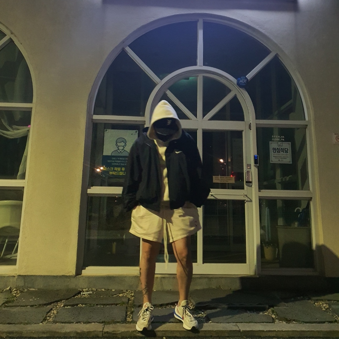 Nike x Sacai VaporWaffle Royal Fuchsia, Nike x Fear of God Basketball Shorts String 착용 스타일 - 2