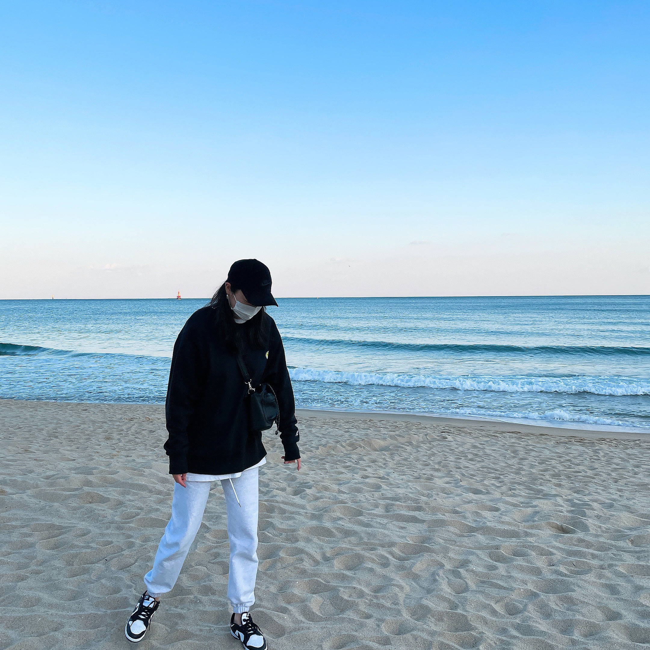 (W) Nike Dunk Low Black 착용 스타일