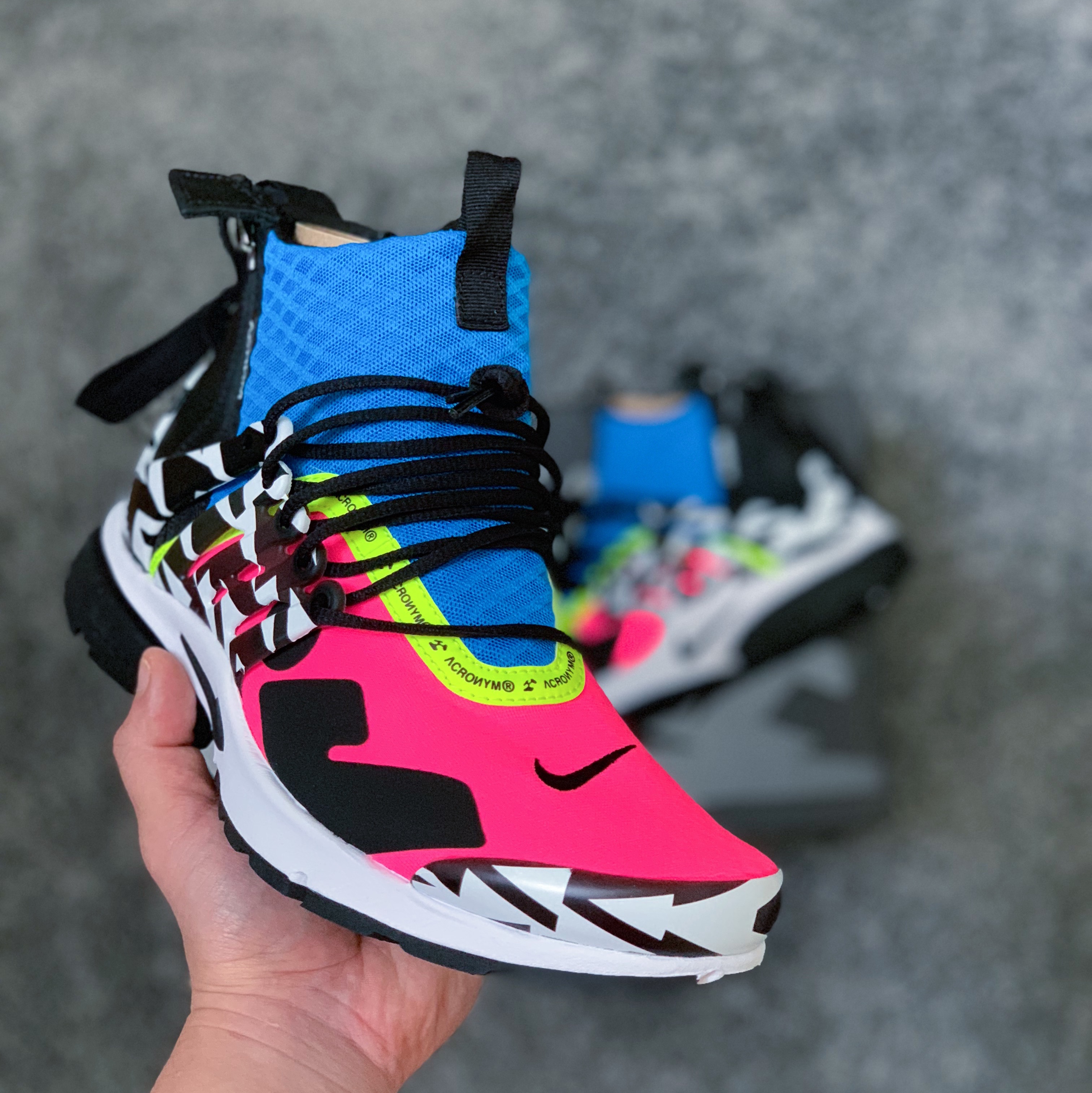 Nike x Acronym Air Presto Mid Racer Pink 착용 스타일