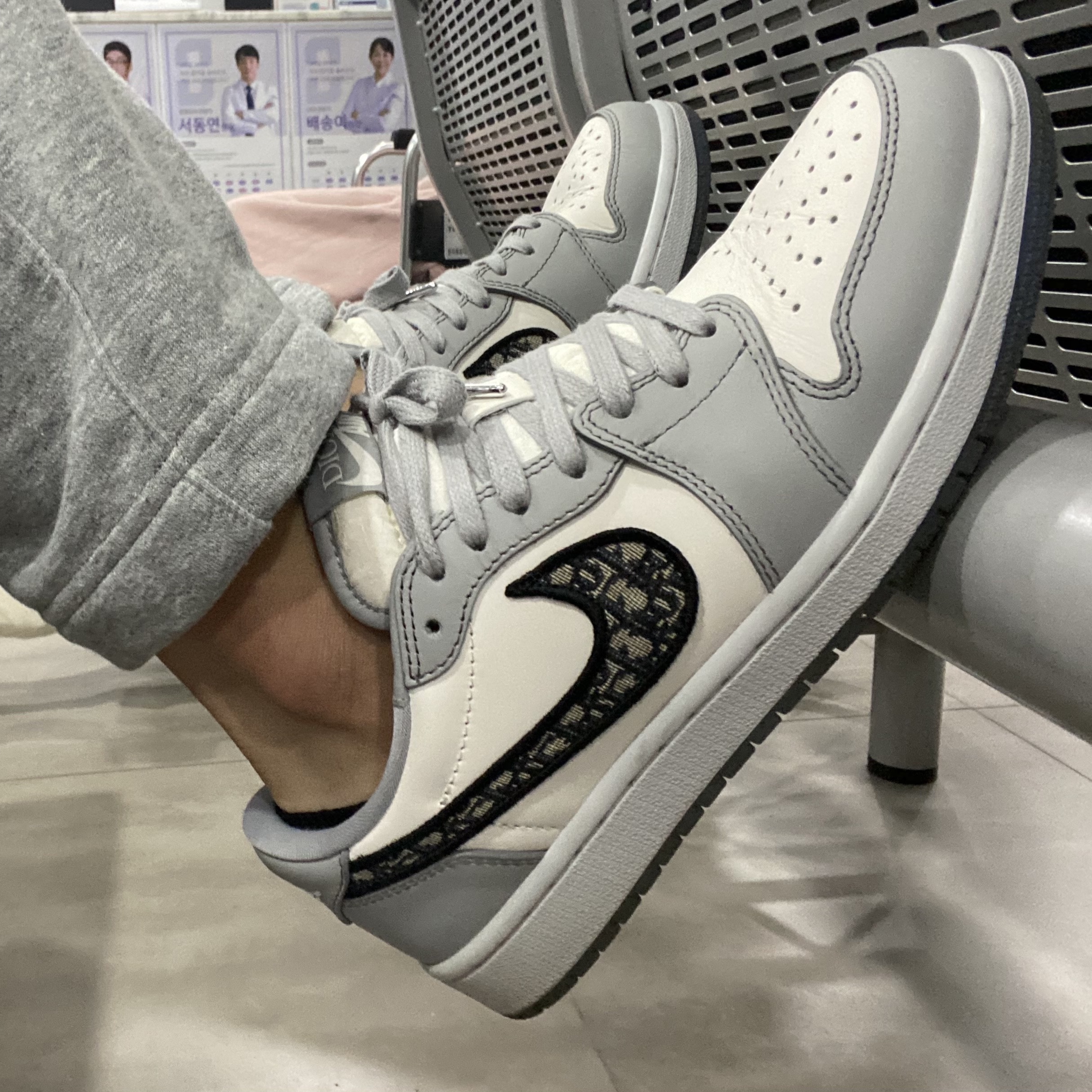 Jordan 1 x Dior Low OG 착용 스타일
