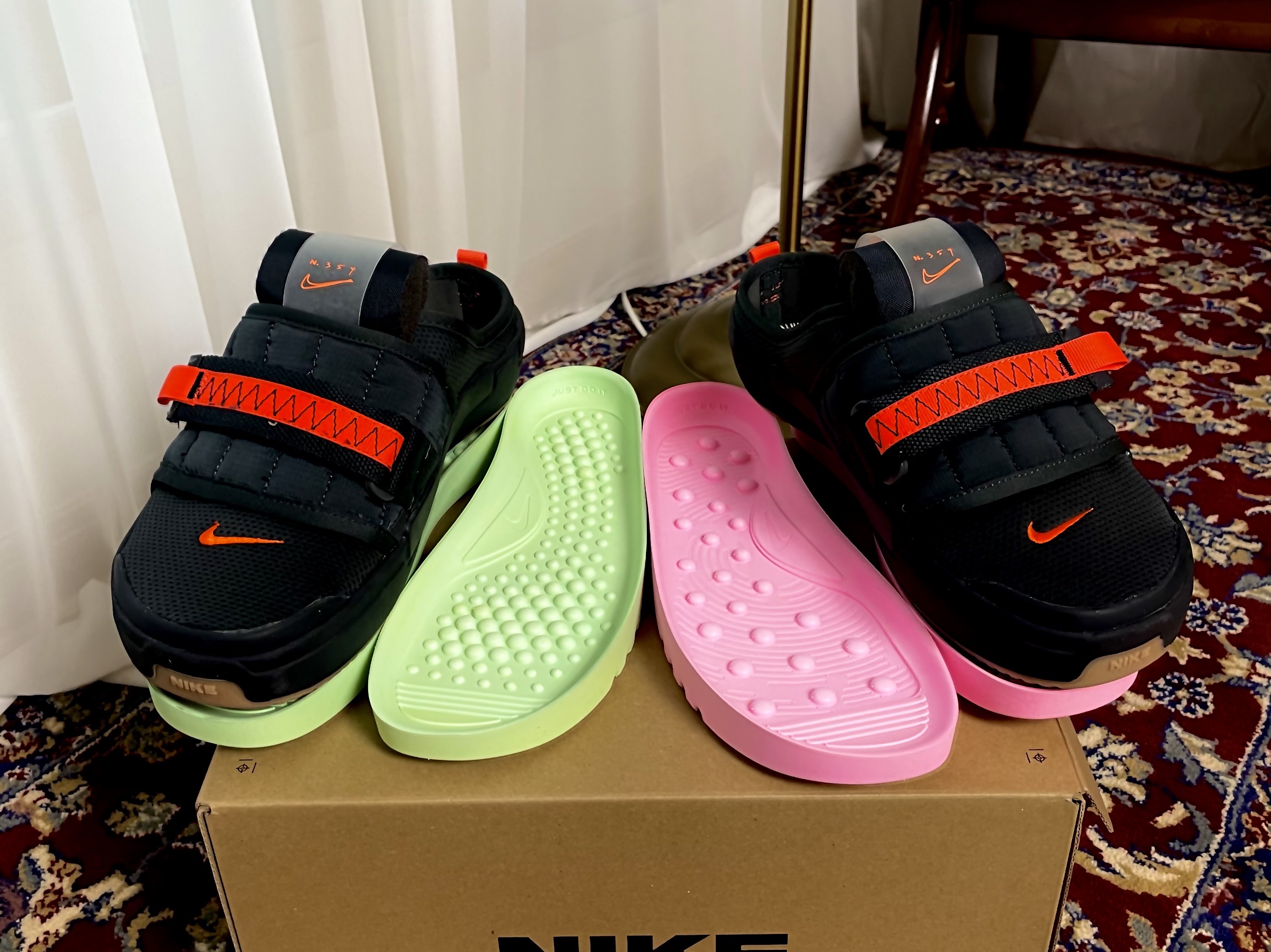 Nike Offline Anthracite 착용 스타일