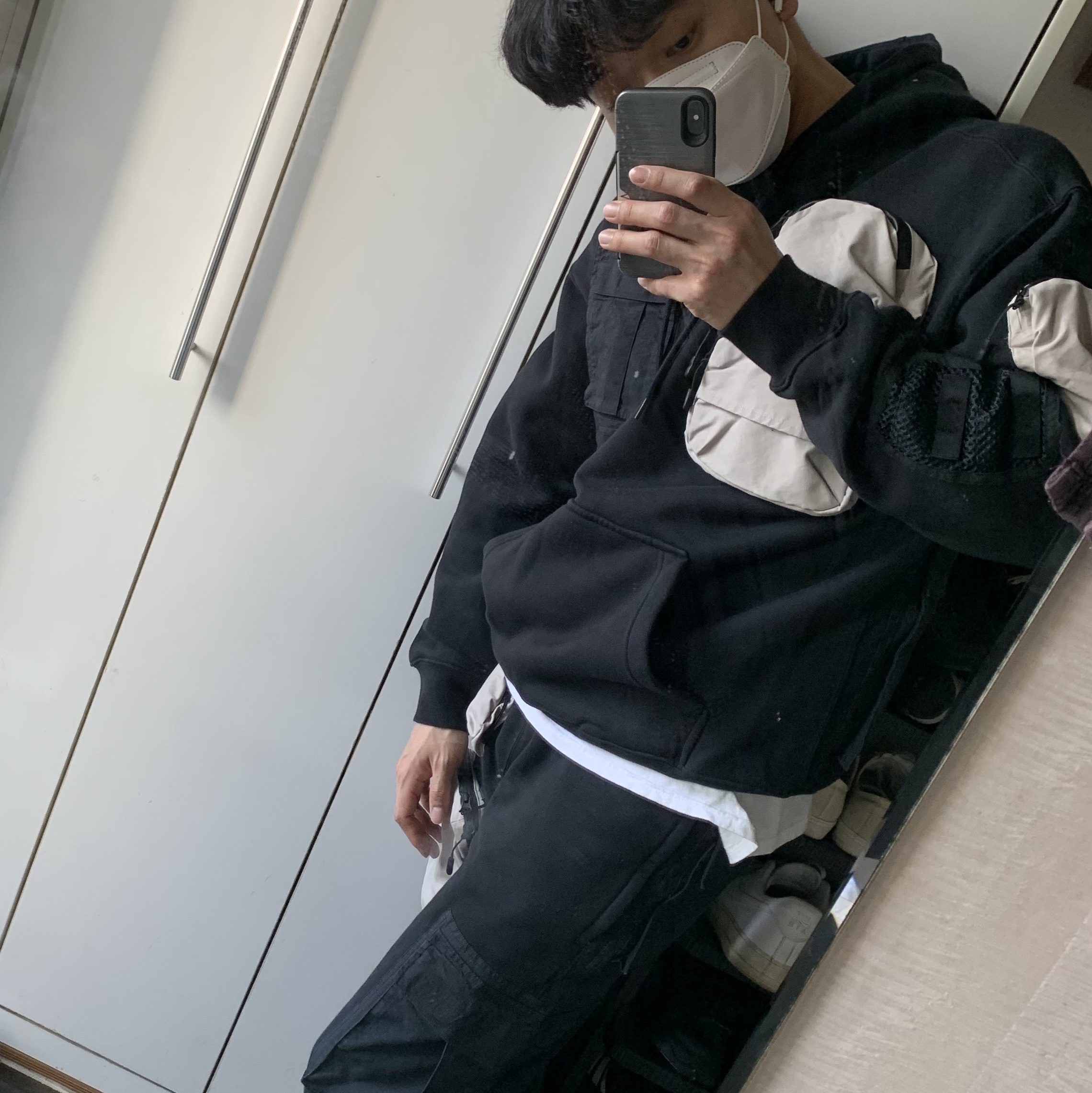 Nike x Travis Scott NRG AG Utility Hoodie Black, Nike x Travis Scott NRG AG Utility Sweatpants Black 착용 스타일