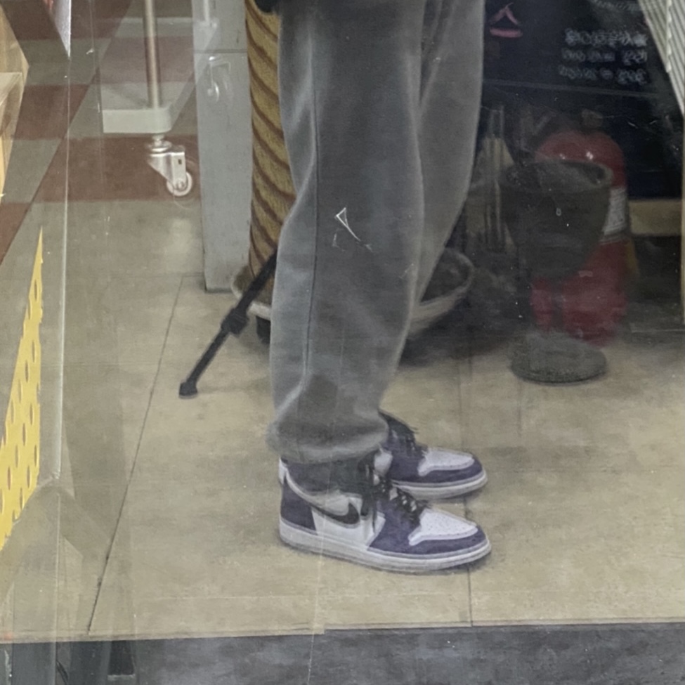 Jordan 1 Retro High OG Court Purple 2020 착용 스타일 - 3