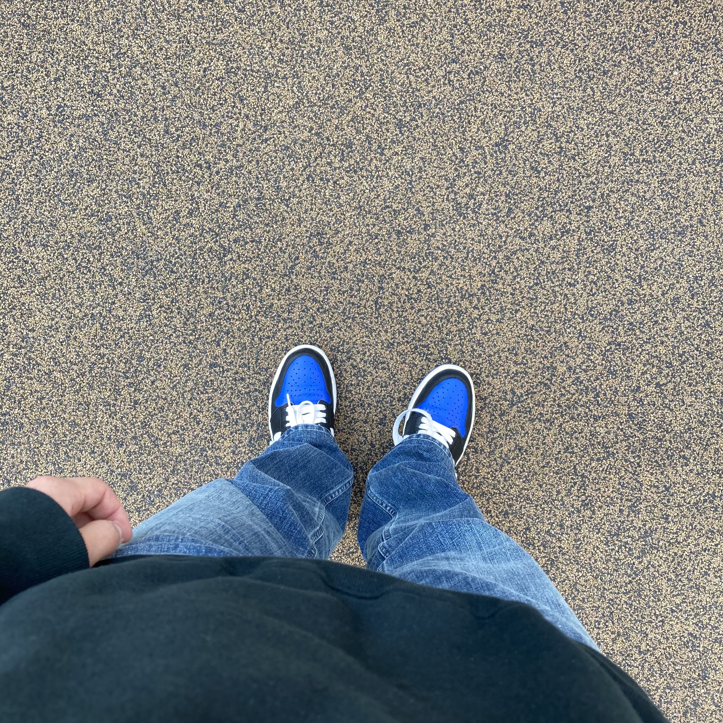 Jordan 1 Retro High OG Royal Toe 착용 스타일