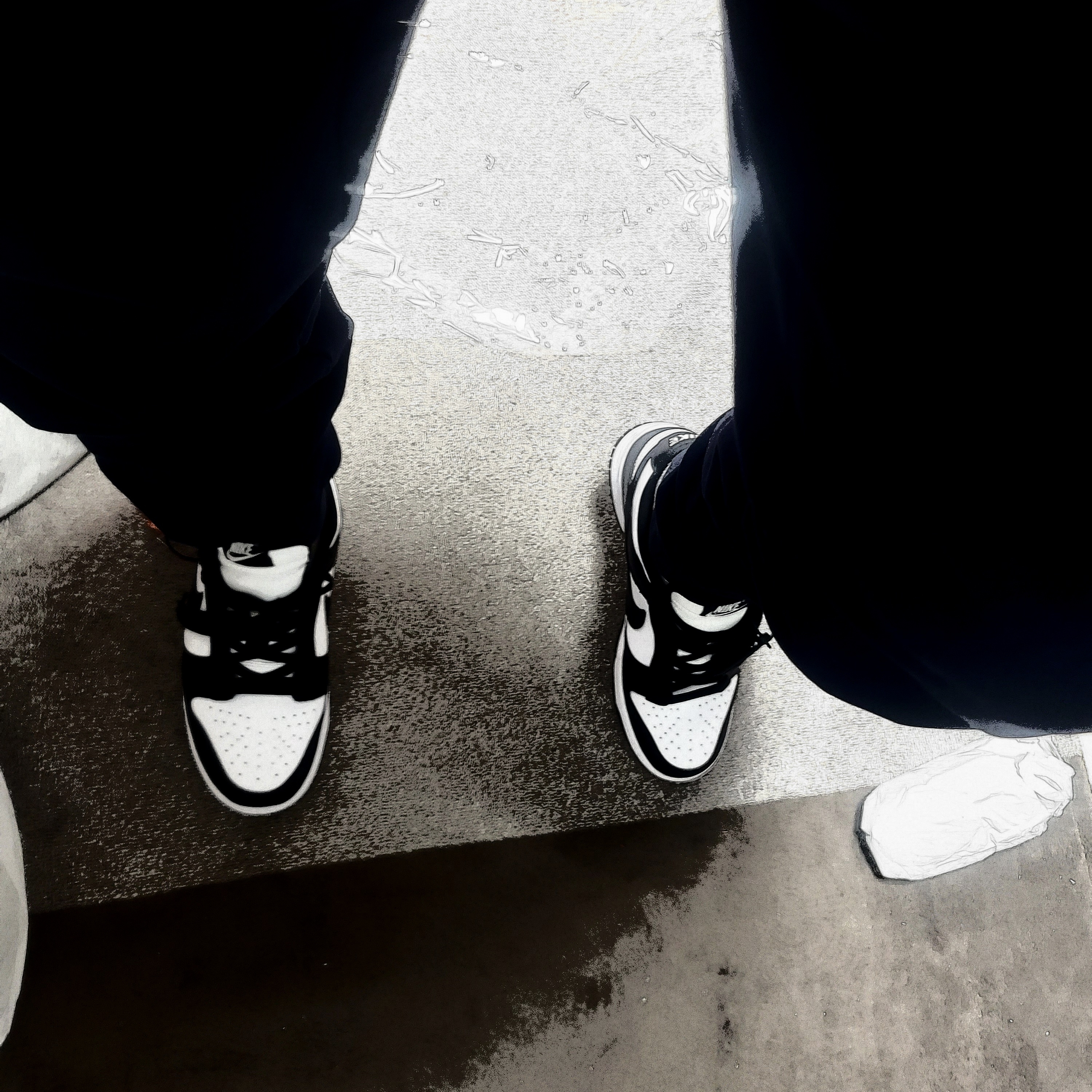 Nike Dunk Low Retro Black 착용 스타일