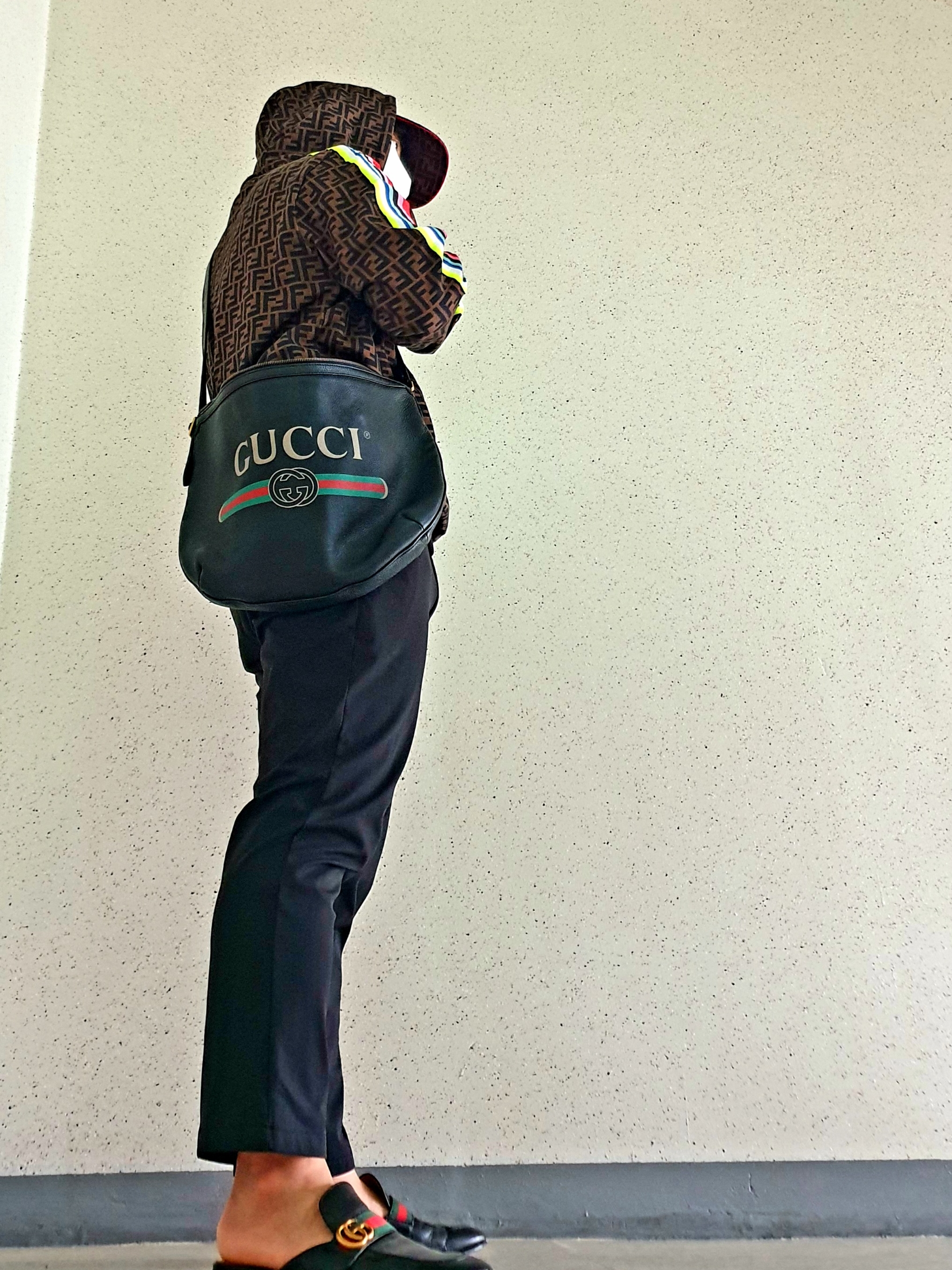 Gucci Rhyton Leather Sneakers Logo, Gucci Screener GG Canvas Distressed Sneakers 착용 스타일