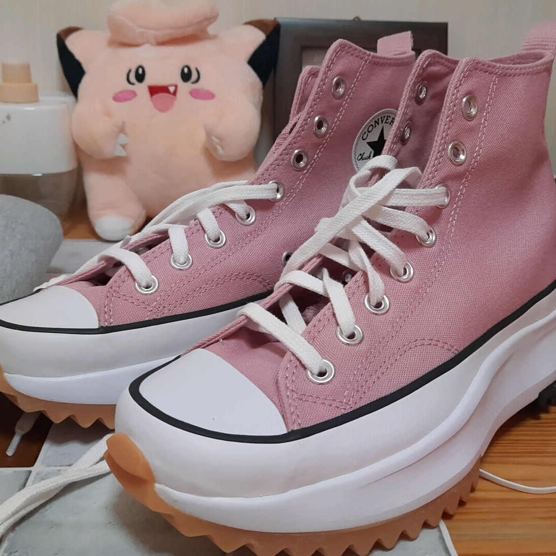 Converse Run Star Hike Hi Lotus Pink 착용 스타일