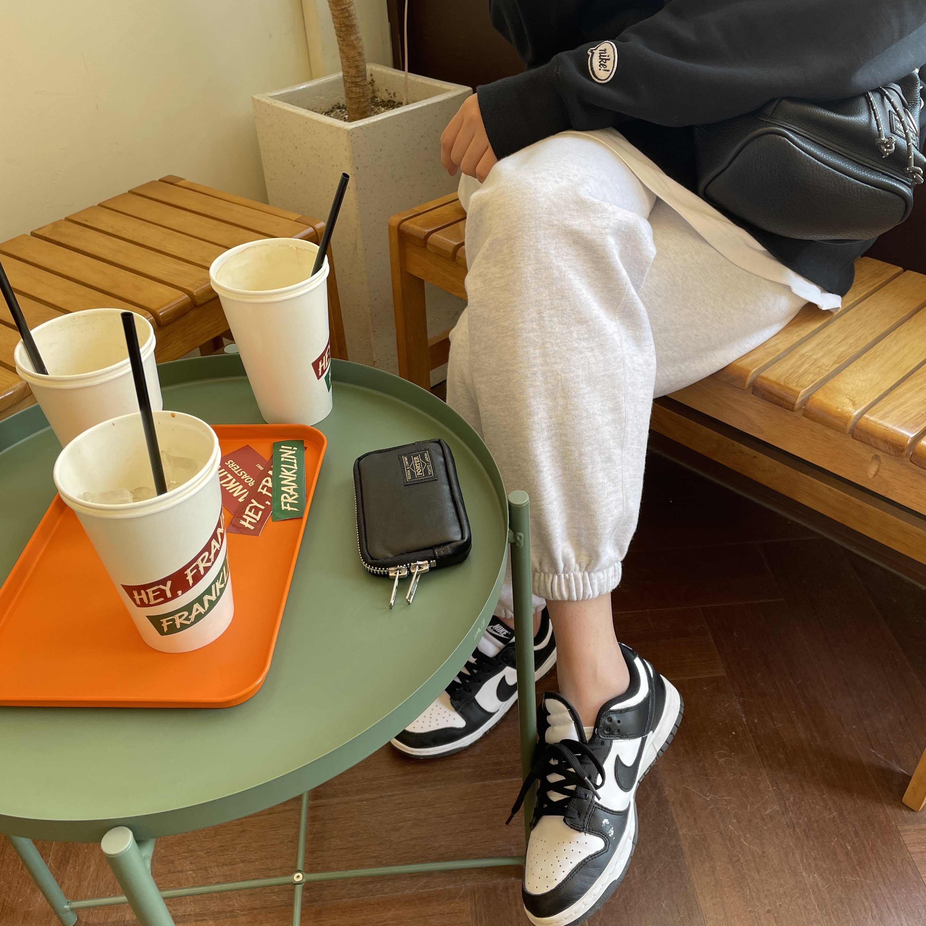 (W) Nike Dunk Low Black 착용 스타일