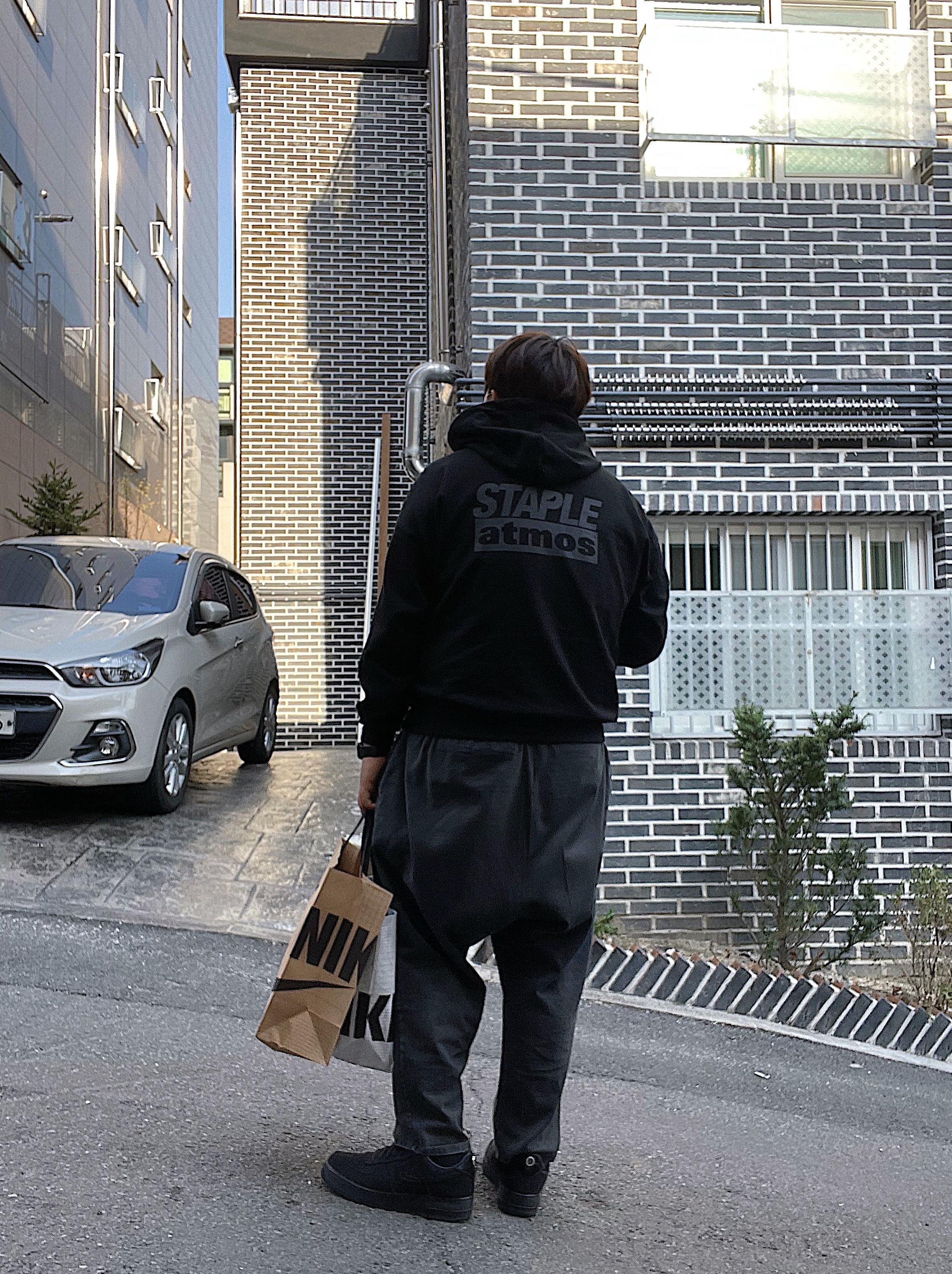 Nike x Stussy Air Force 1 Low Triple Black 착용 스타일