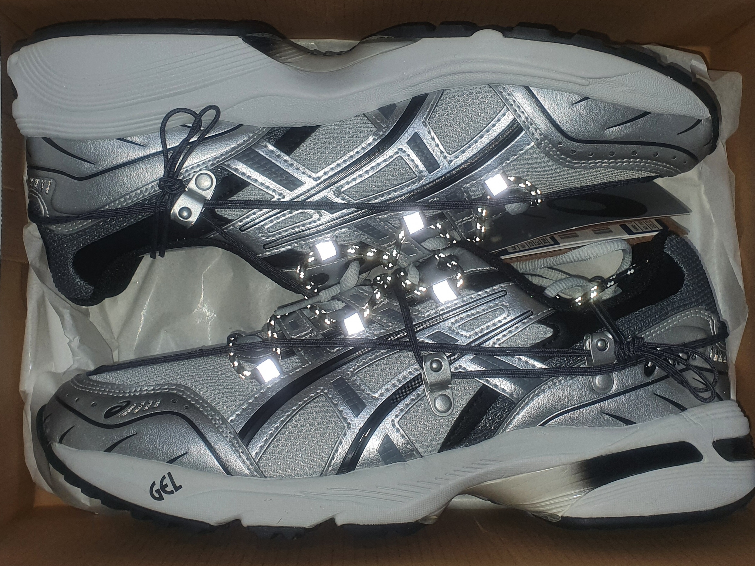 Asics x Andersson Bell Gel-1090 Glacier Grey Silver 착용 스타일 - 2