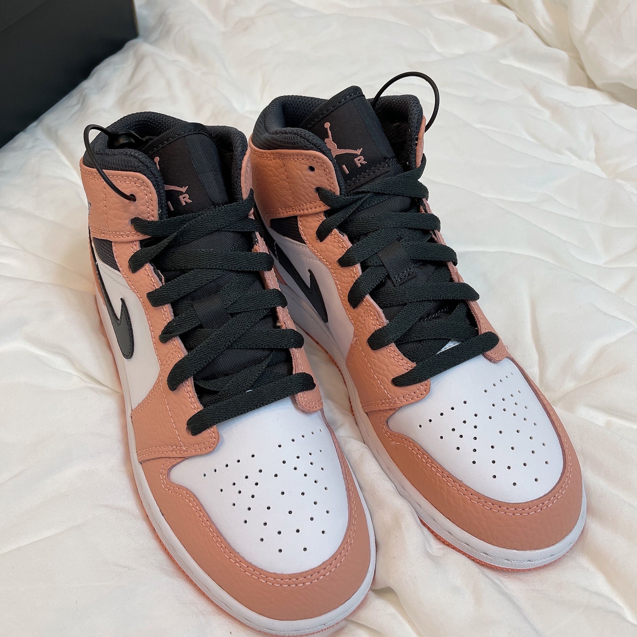 (GS) Jordan 1 Mid Pink Quartz 착용 스타일 - 4