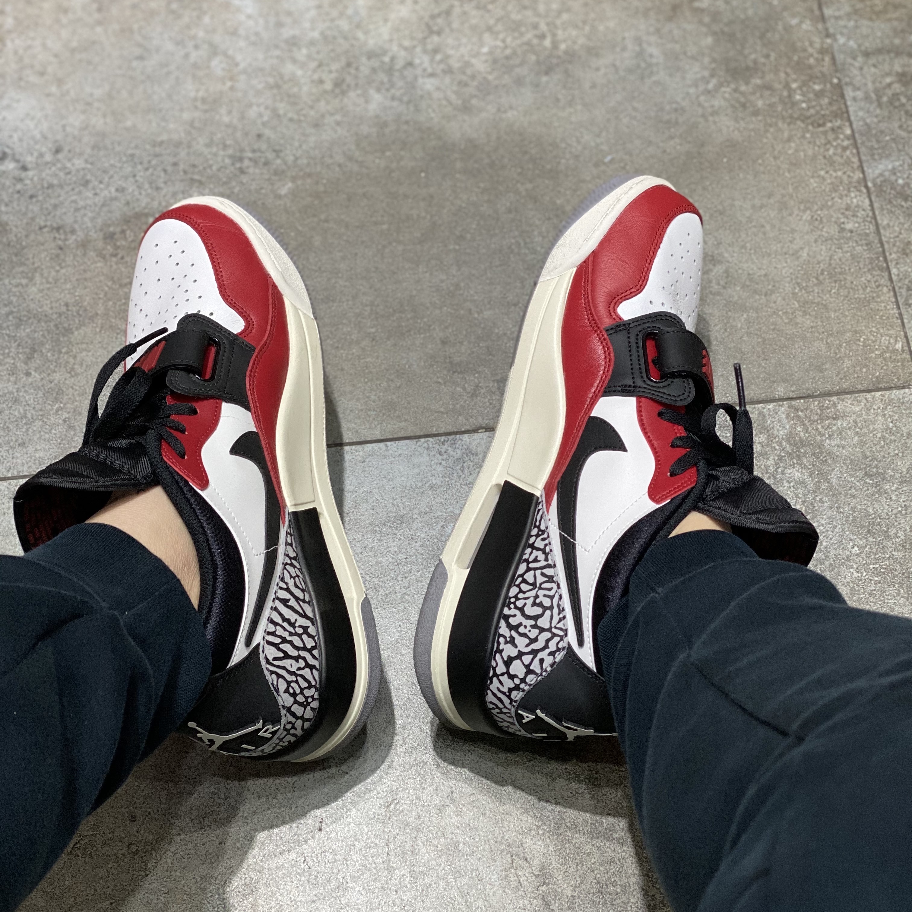 (GS) Jordan Legacy 312 Low Chicago 2019 착용 스타일 - 1