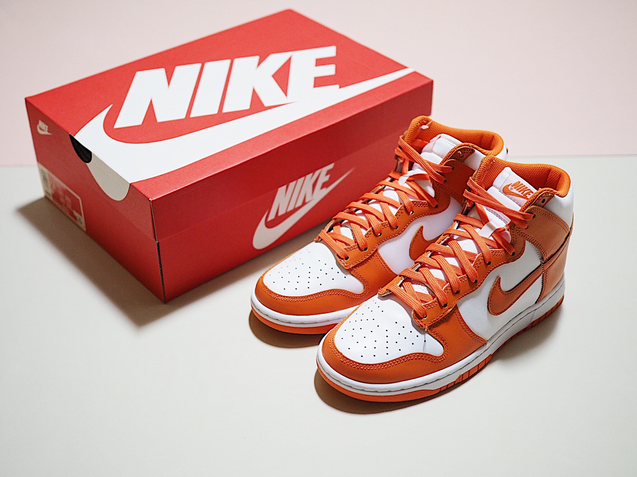 Nike Dunk High Retro Orange Blaze 착용 스타일 - 2
