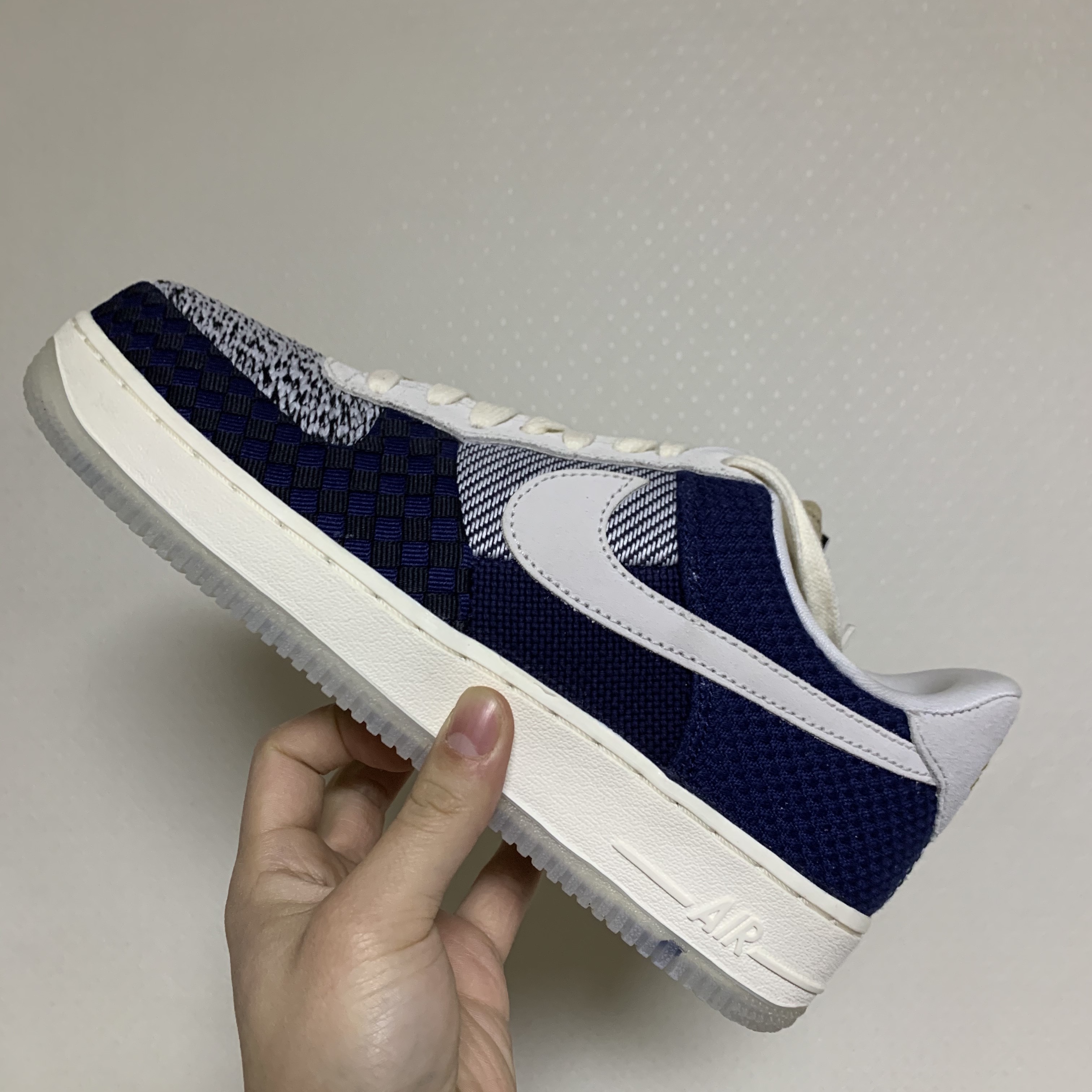 (W) Nike Air Force 1 '07 LV8 Sashiko, Nike Dunk Low Retro Black 착용 스타일 - 3