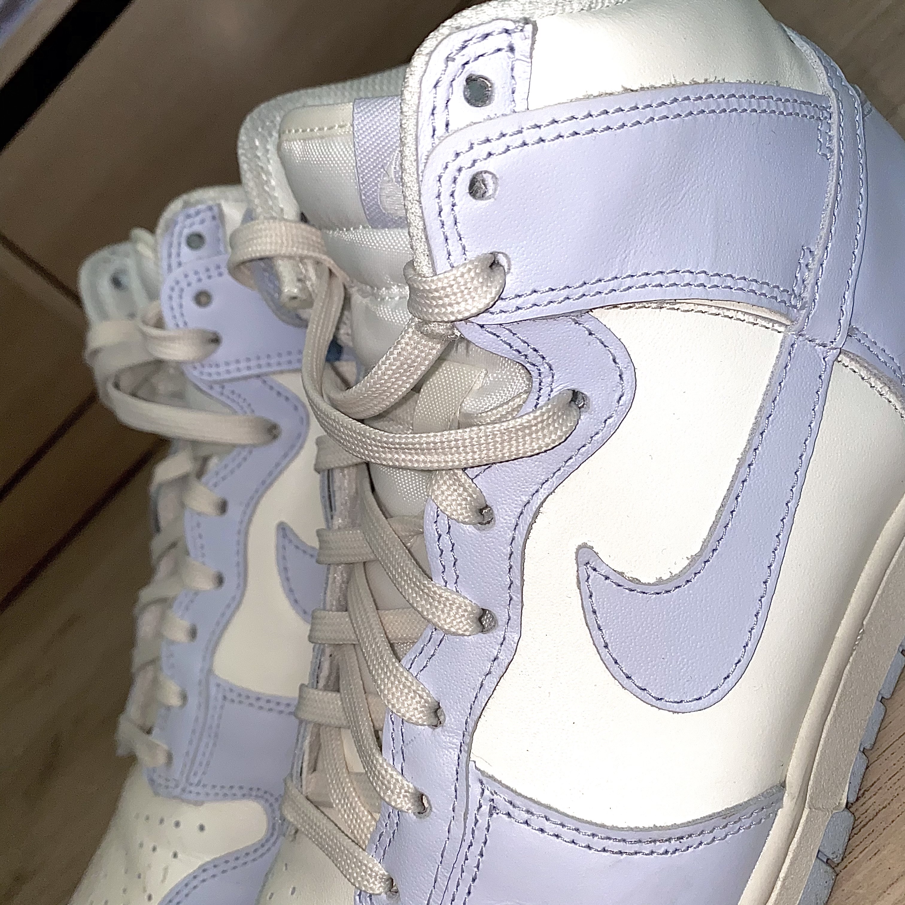 (W) Nike Dunk High Football Grey 착용 스타일 - 2