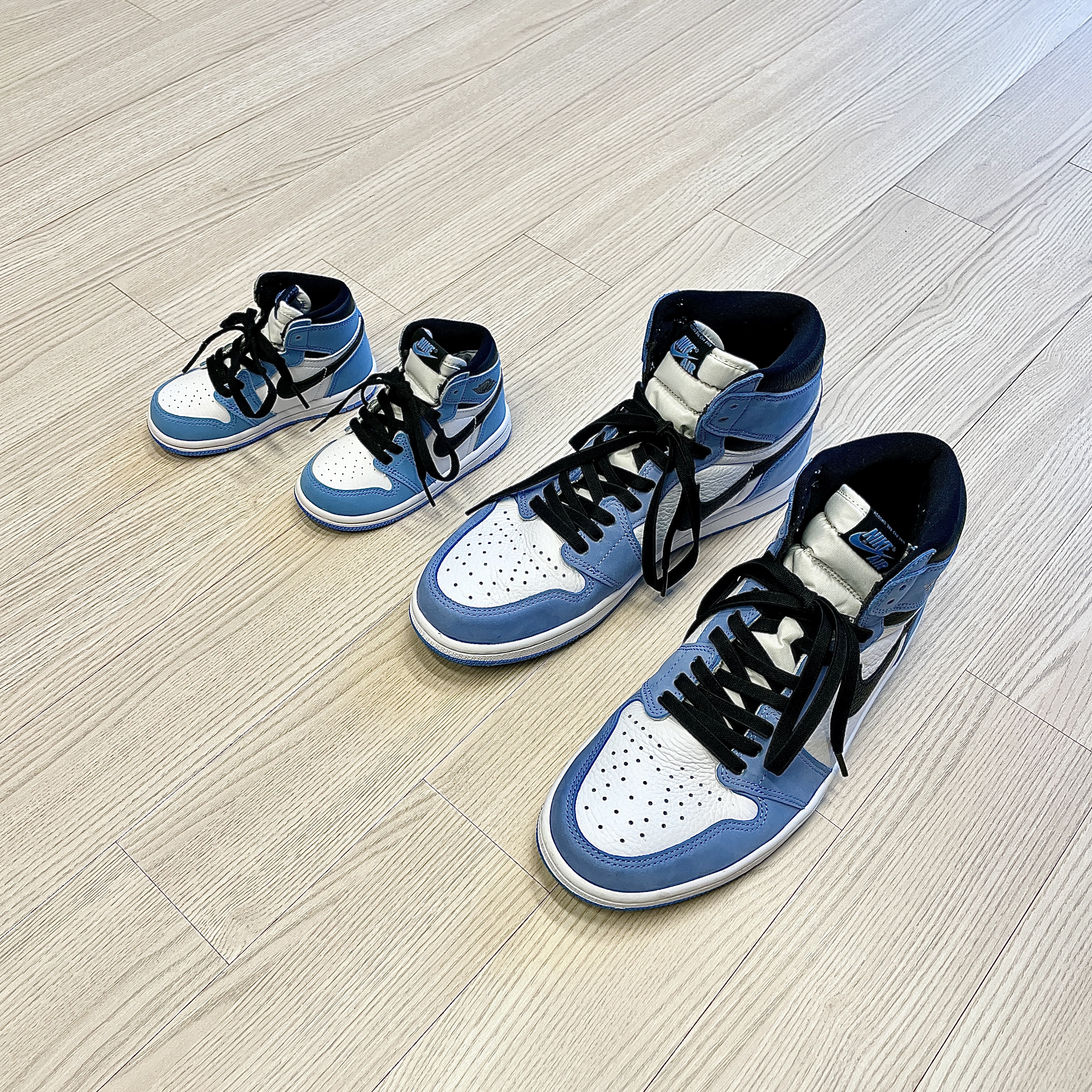 Jordan 1 Retro High OG University Blue 착용 스타일