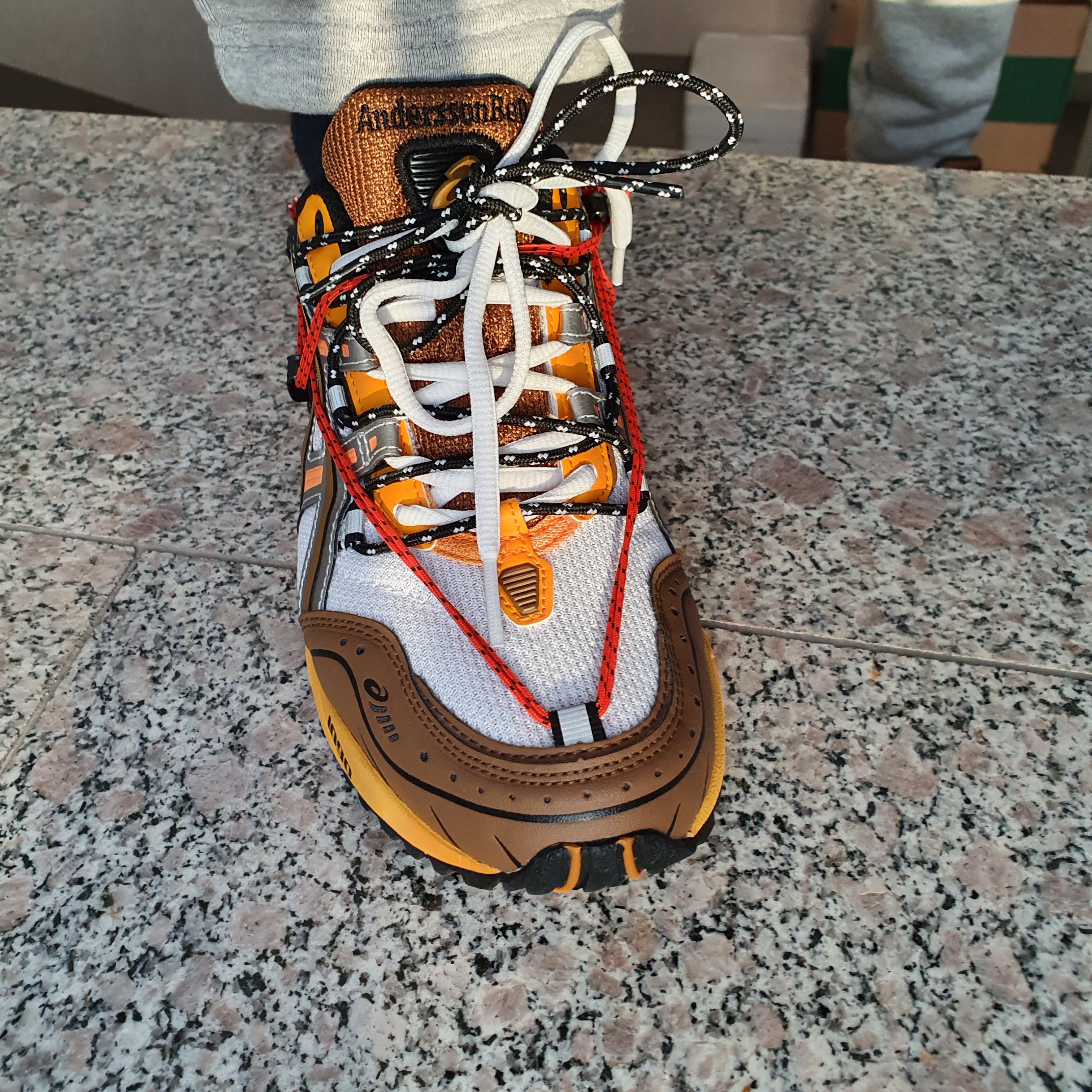 Asics x Andersson Bell Gel-1090 White Orange 착용 스타일 - 1