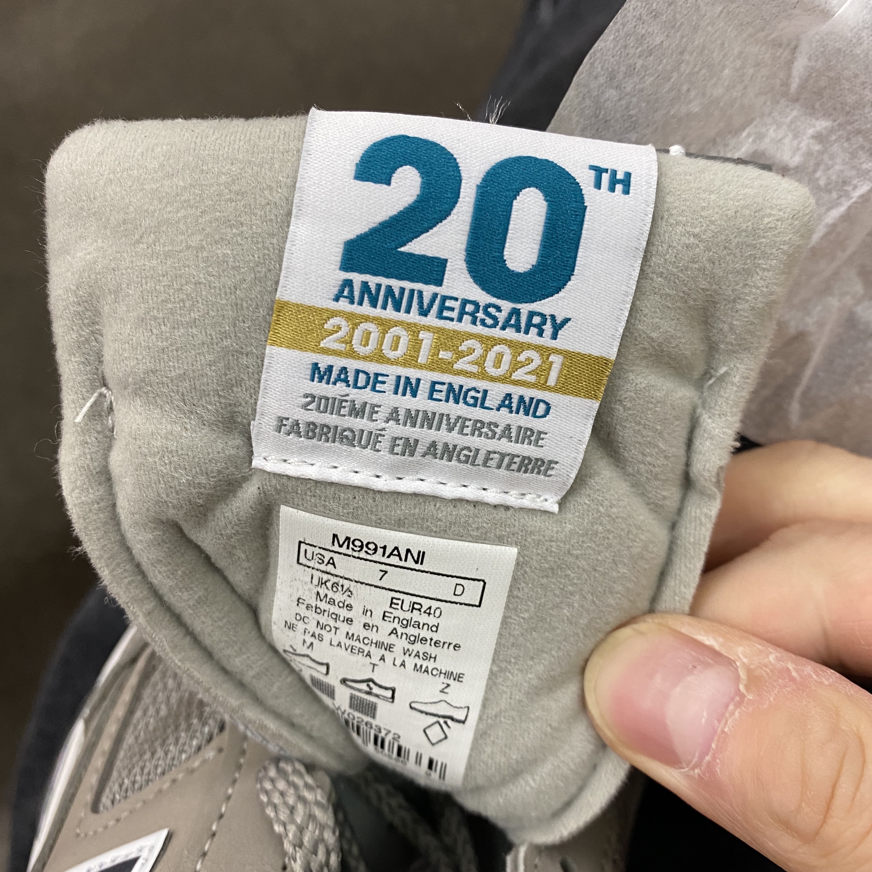 New Balance 991 Made in UK 20th Anniversary Grey 착용 스타일 - 2