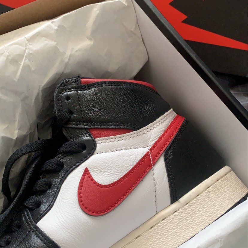 (GS) Jordan 1 Retro High OG Gym Red 착용 스타일
