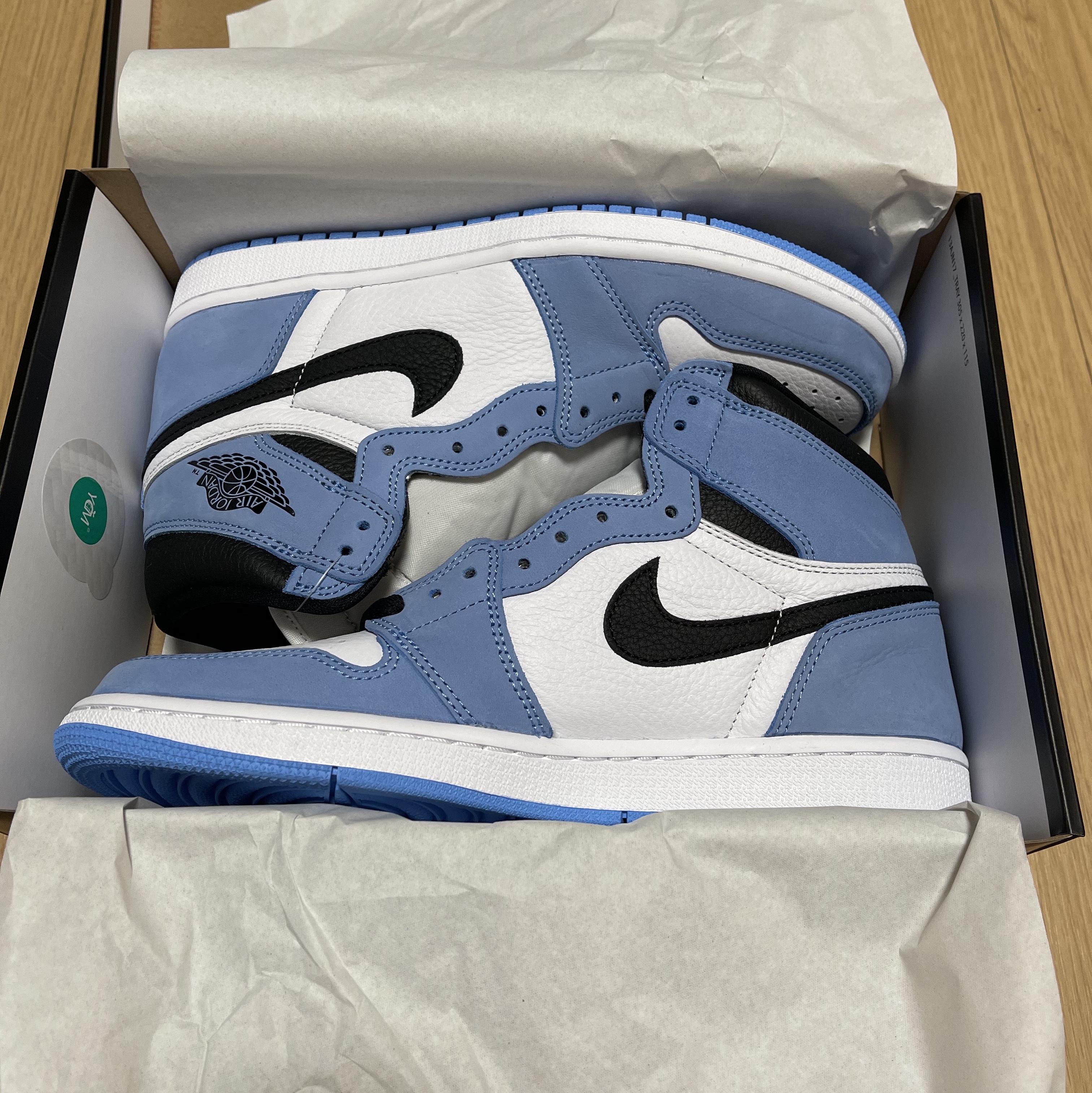 Nike SB Dunk Low Pro Chicago, Jordan 1 Retro High OG University Blue 착용 스타일 - 3