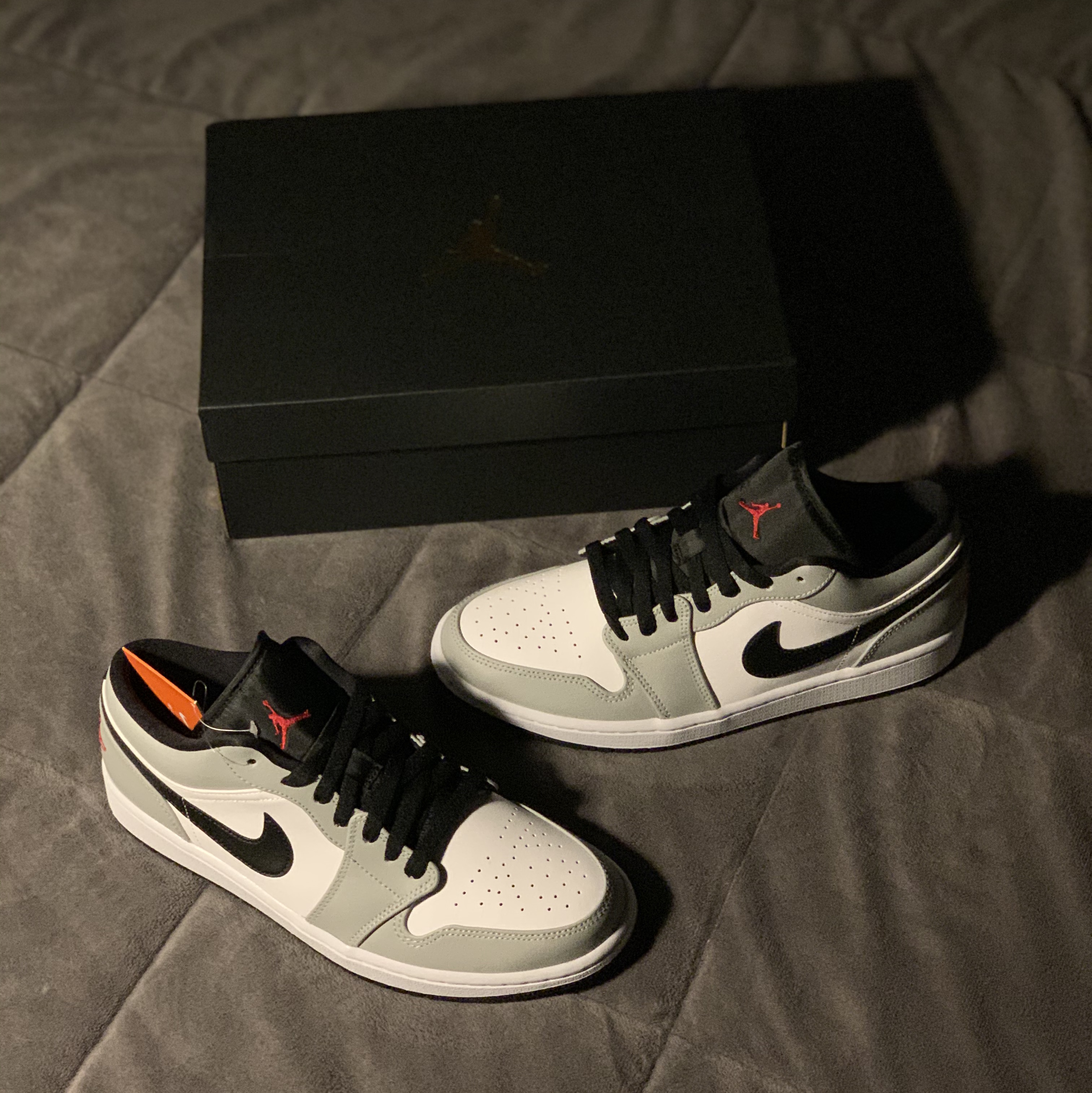 Jordan 1 Low Light Smoke Grey 착용 스타일
