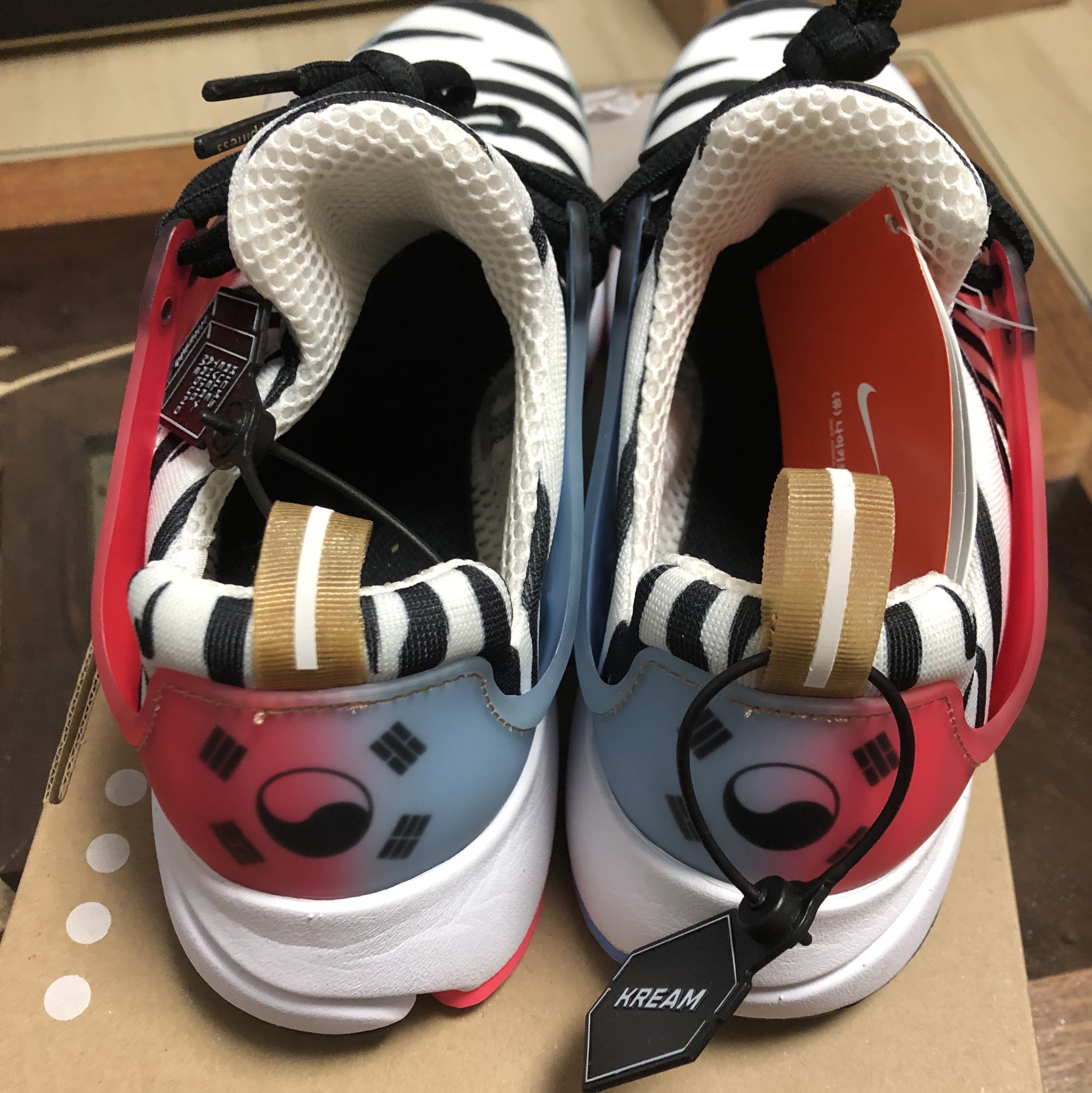 Nike Air Presto Red Orbit South Korea 착용 스타일 - 2