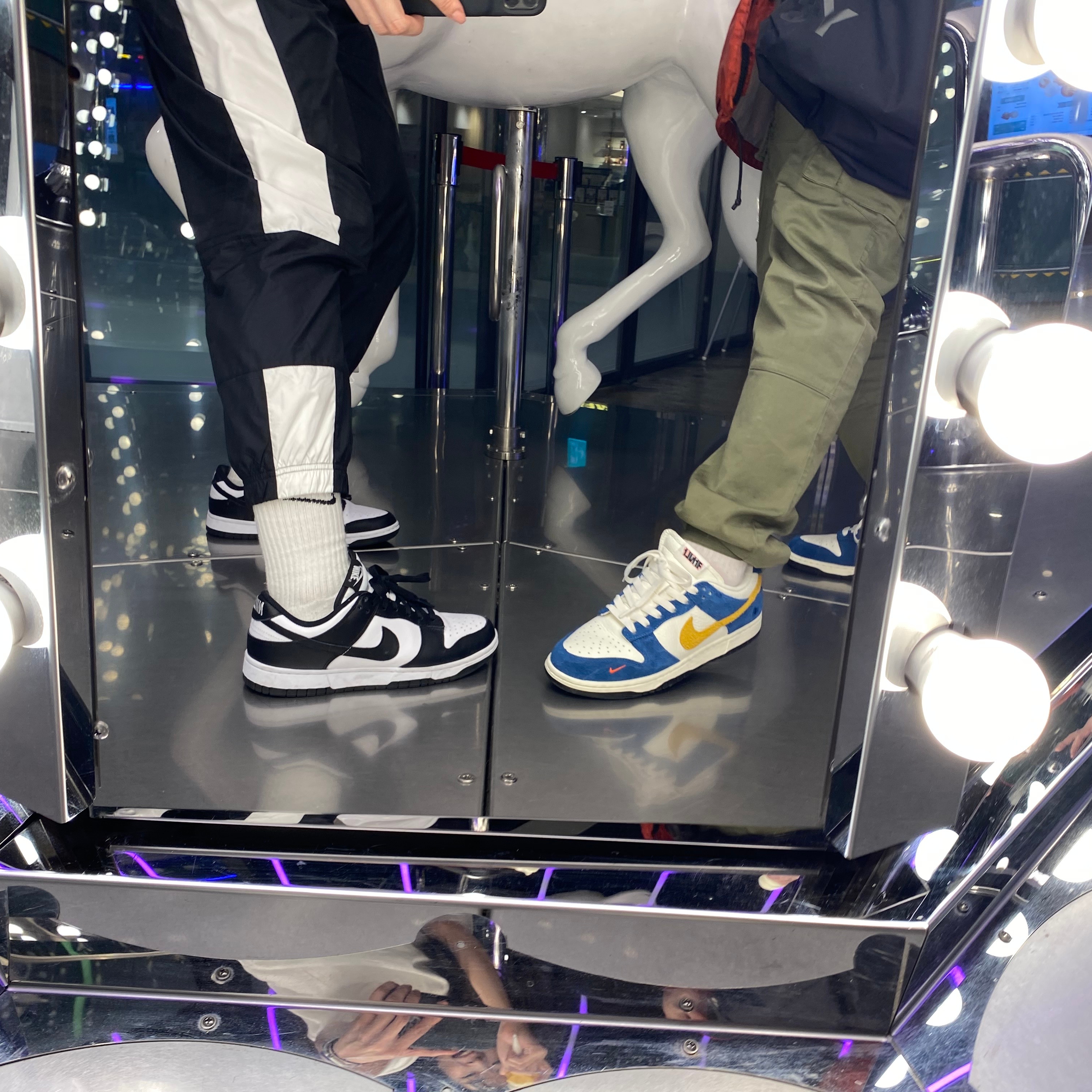 Nike x Kasina Dunk Low 80's Bus 착용 스타일 - 2