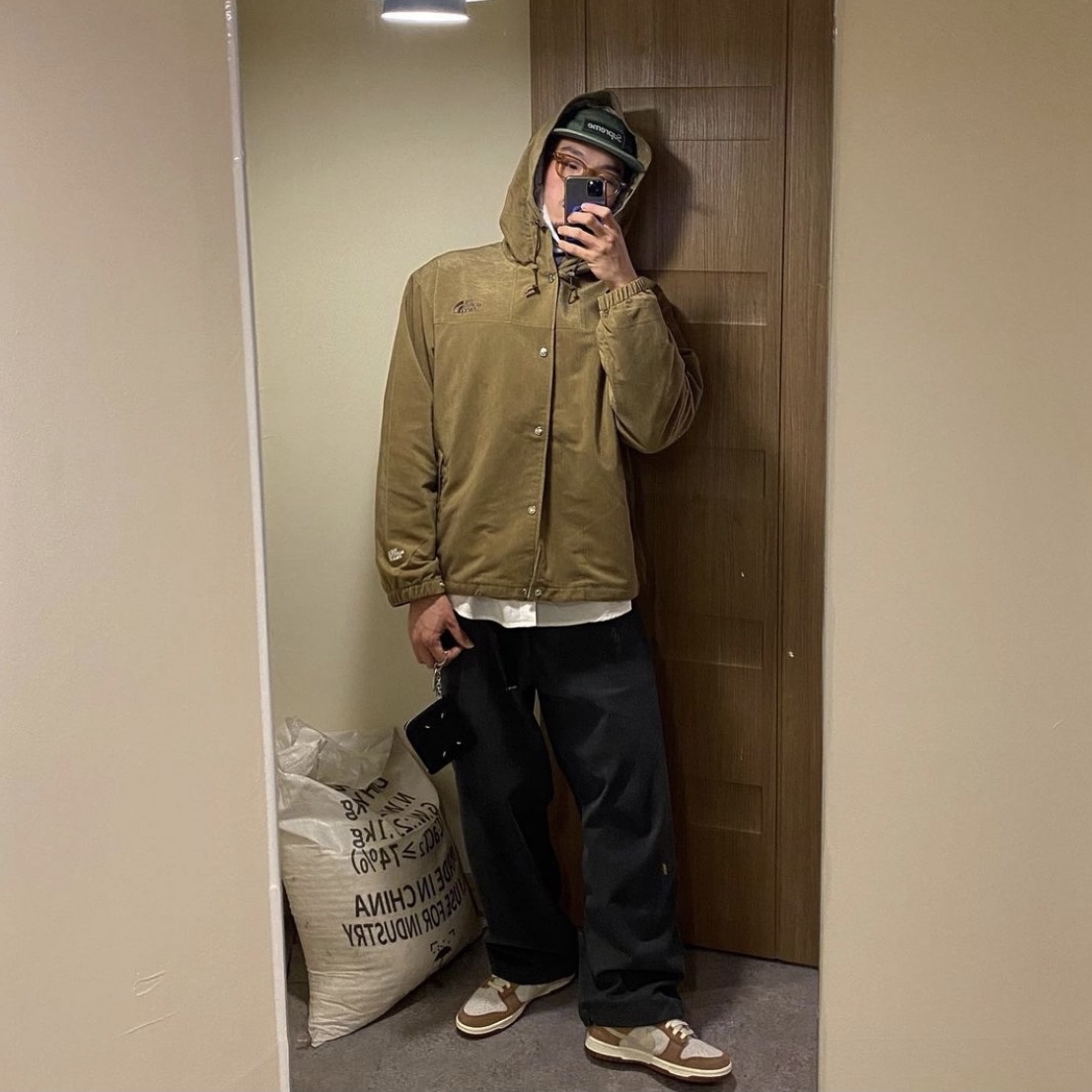 Nike Dunk Low Pro Premium Medium Curry, Supreme Fine Wale Corduroy Camp Cap Olive - 21SS 착용 스타일