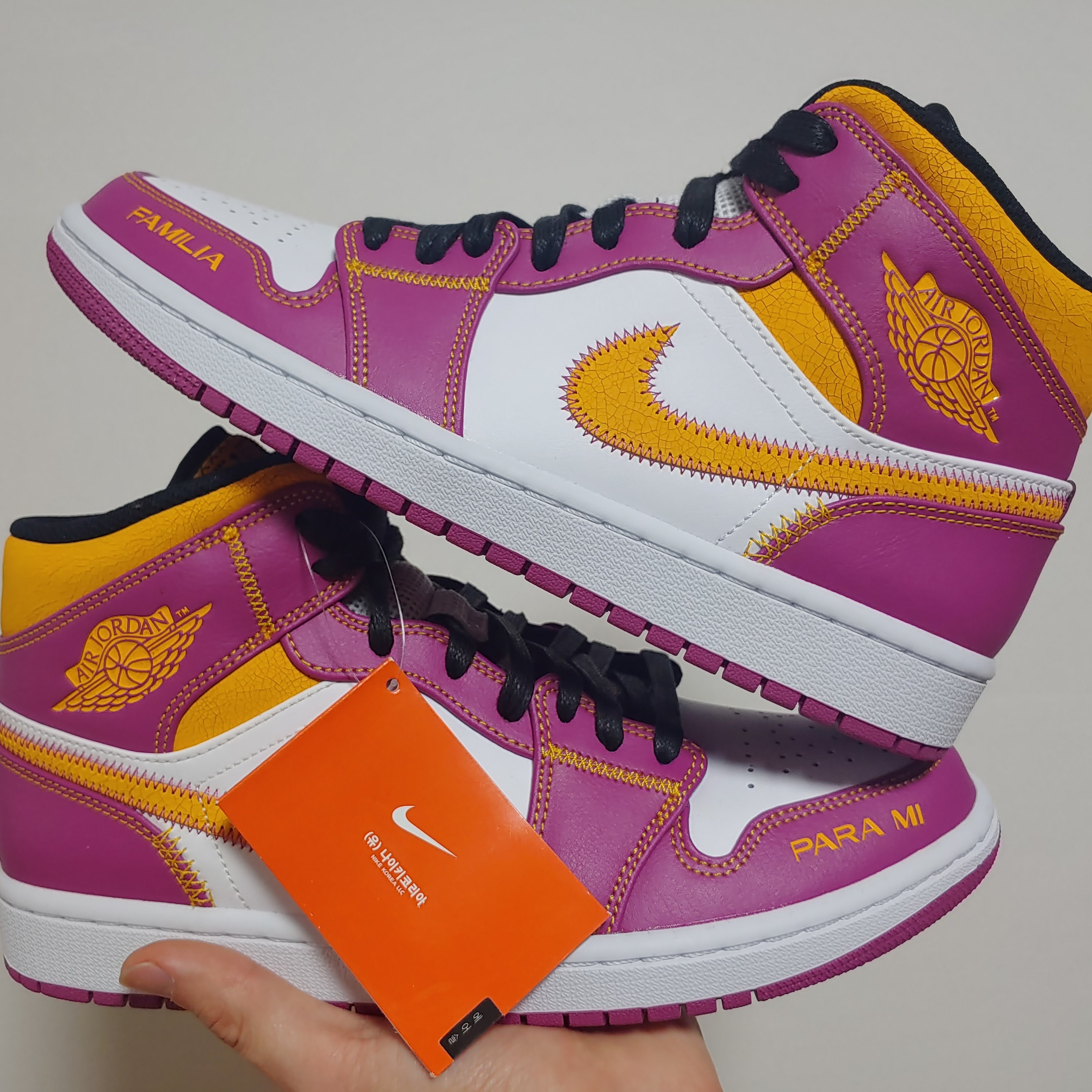 Jordan 1 Mid DOD Familia 착용 스타일 - 4