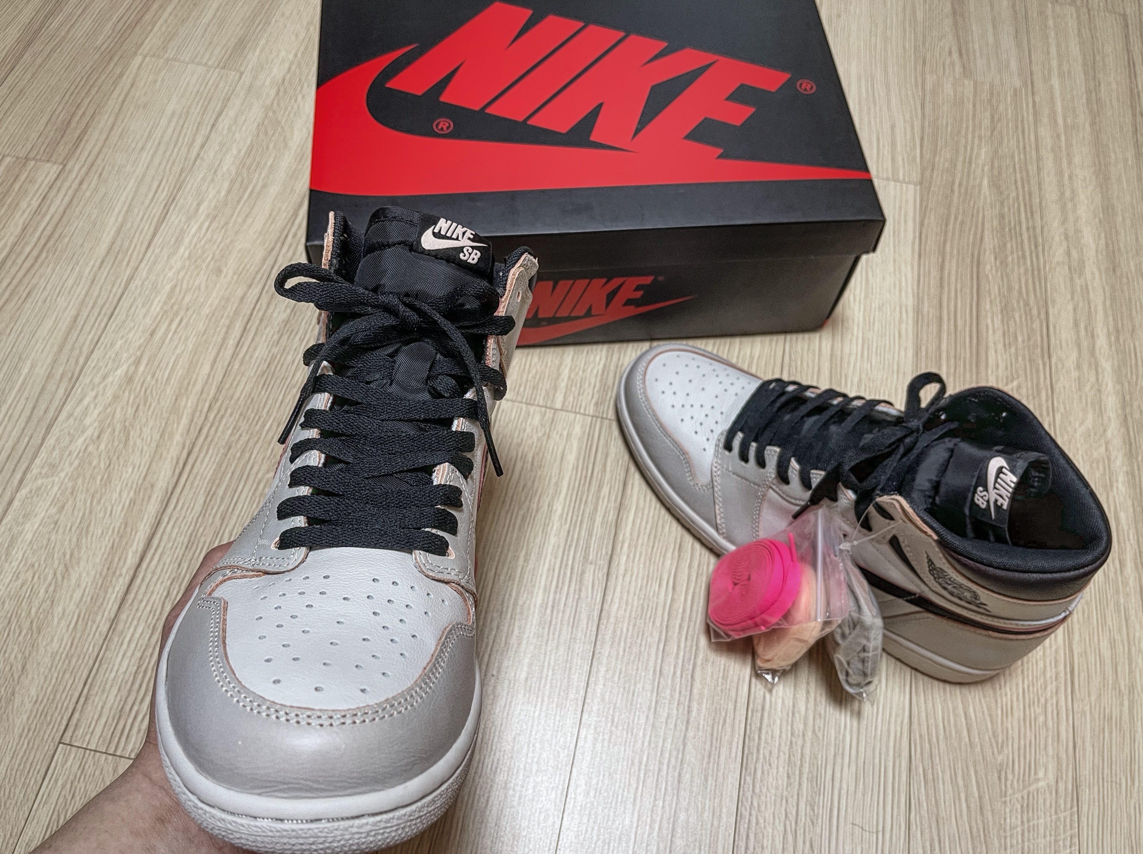 Jordan 1 Retro High OG Defiant SB NYC to Paris 착용 스타일 - 2