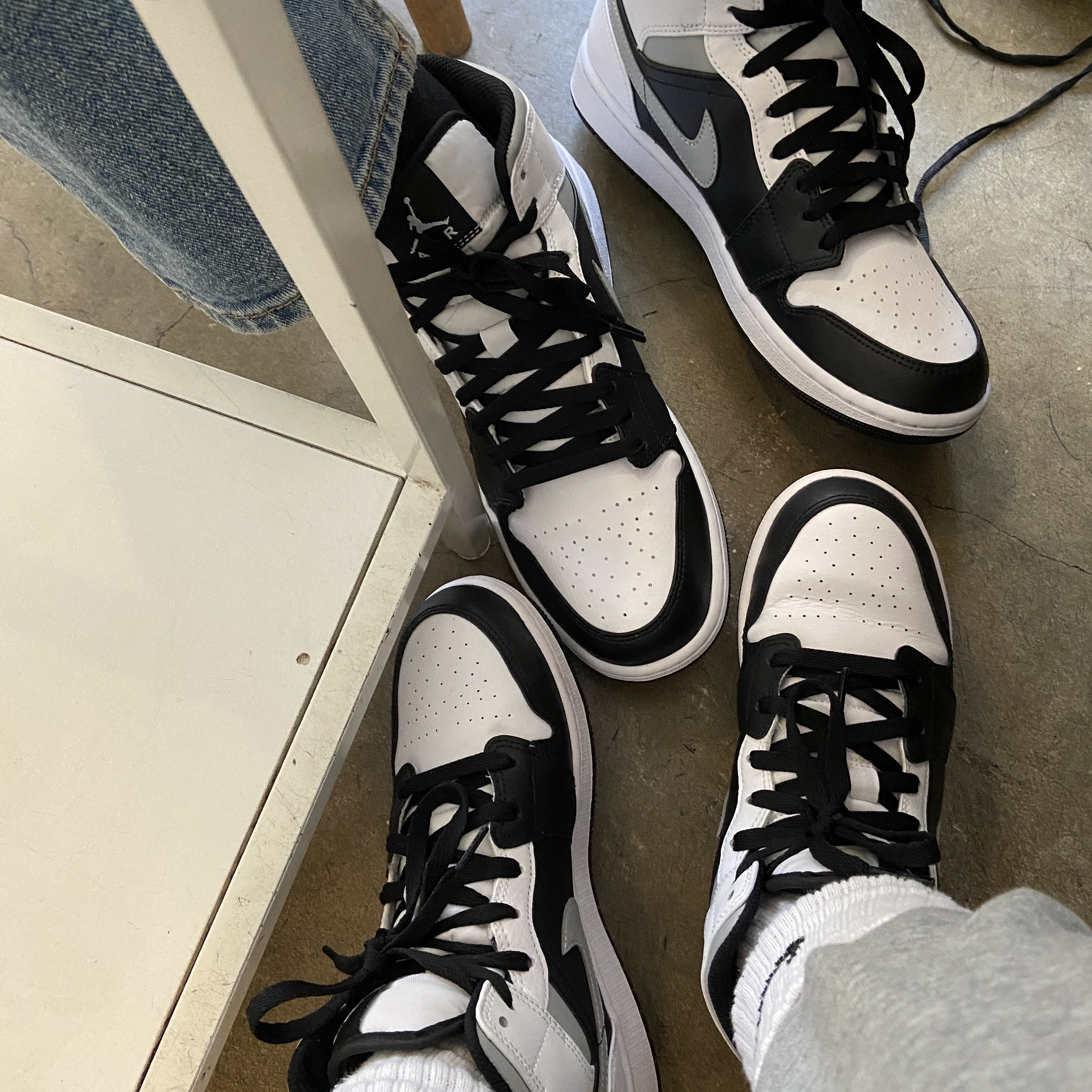 Jordan 1 Mid White Shadow, (GS) Jordan 1 Mid White Shadow 착용 스타일 - 2