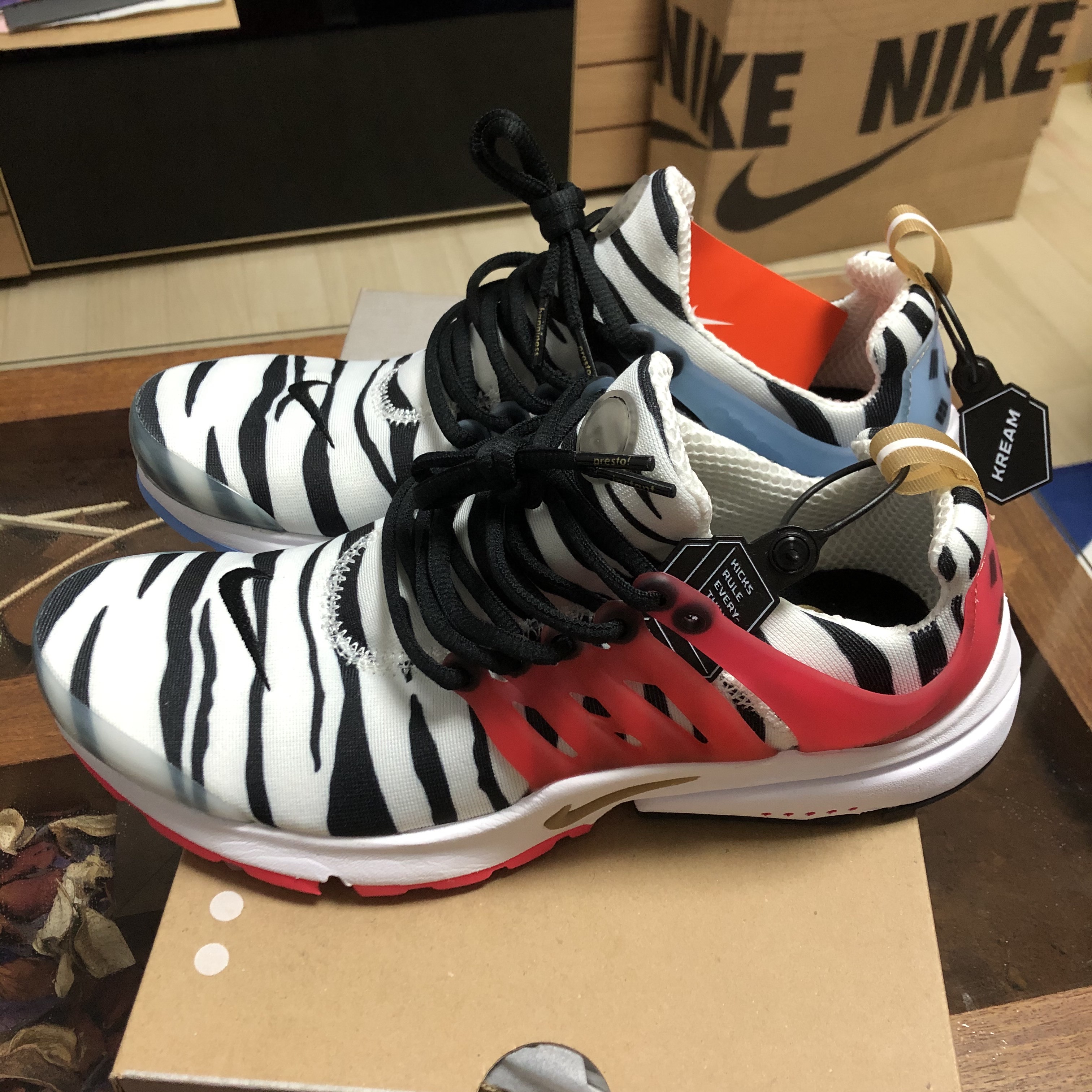 Nike Air Presto Red Orbit South Korea 착용 스타일 - 3