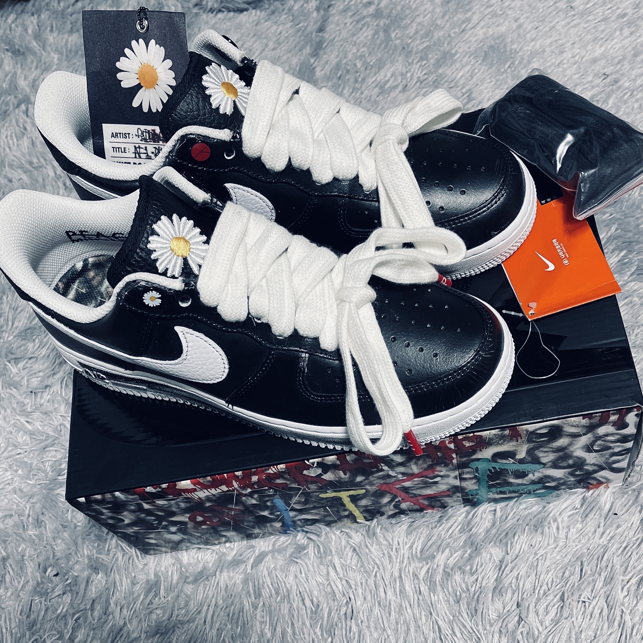 Nike x Peaceminusone Air Force 1 Low Para-Noise 착용 스타일