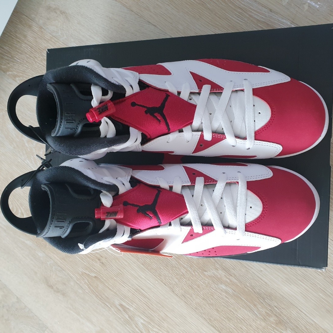 Jordan 6 Retro Carmine 2021 착용 스타일 - 3