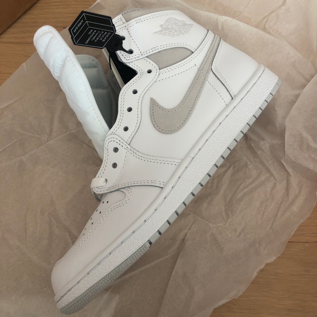 Jordan 1 High 85 Neutral Grey 착용 스타일