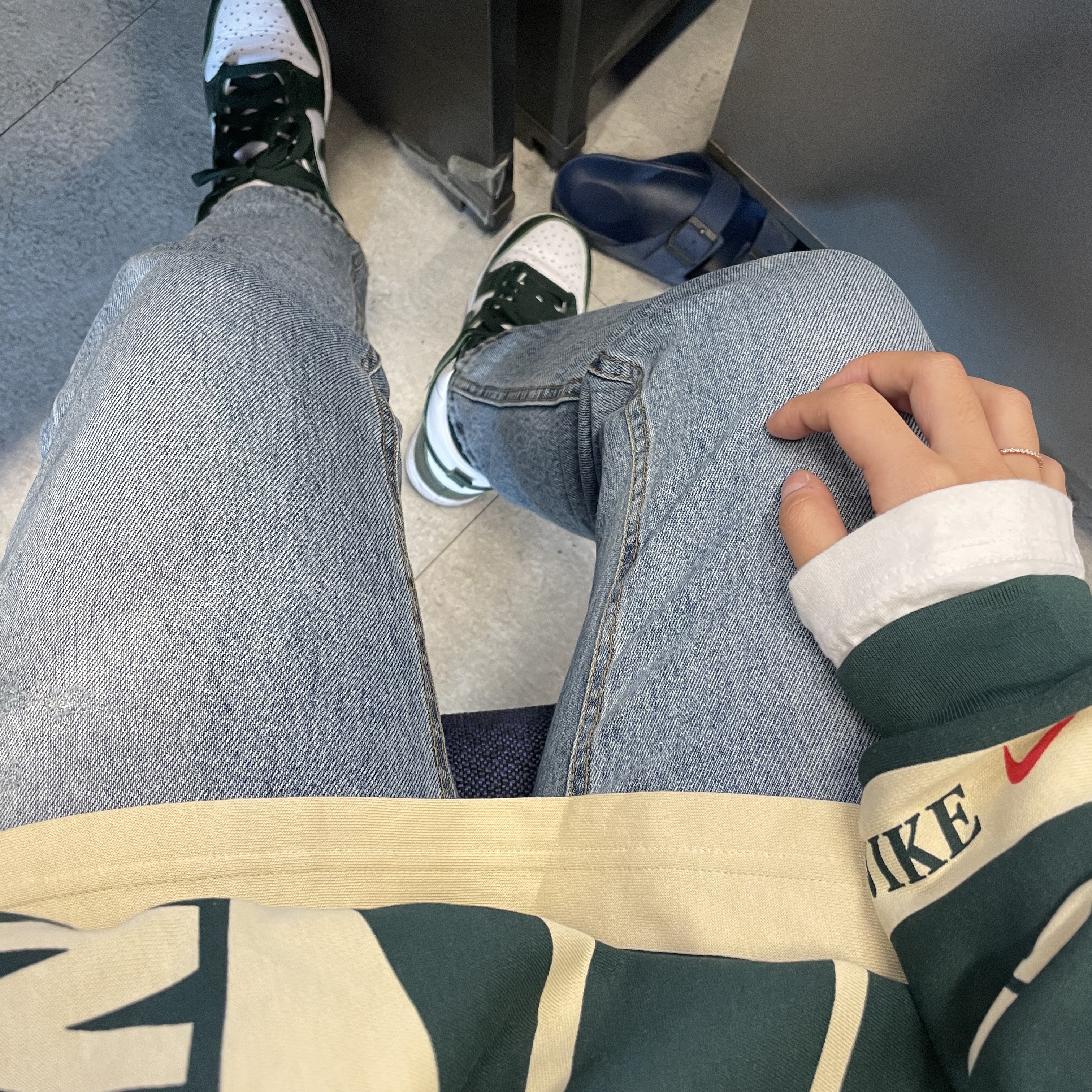 Nike Dunk High SP Spartan Green, Nike x Cactus Plant Flea Market Long Sleeve Polo Natural - US/EU 착용 스타일