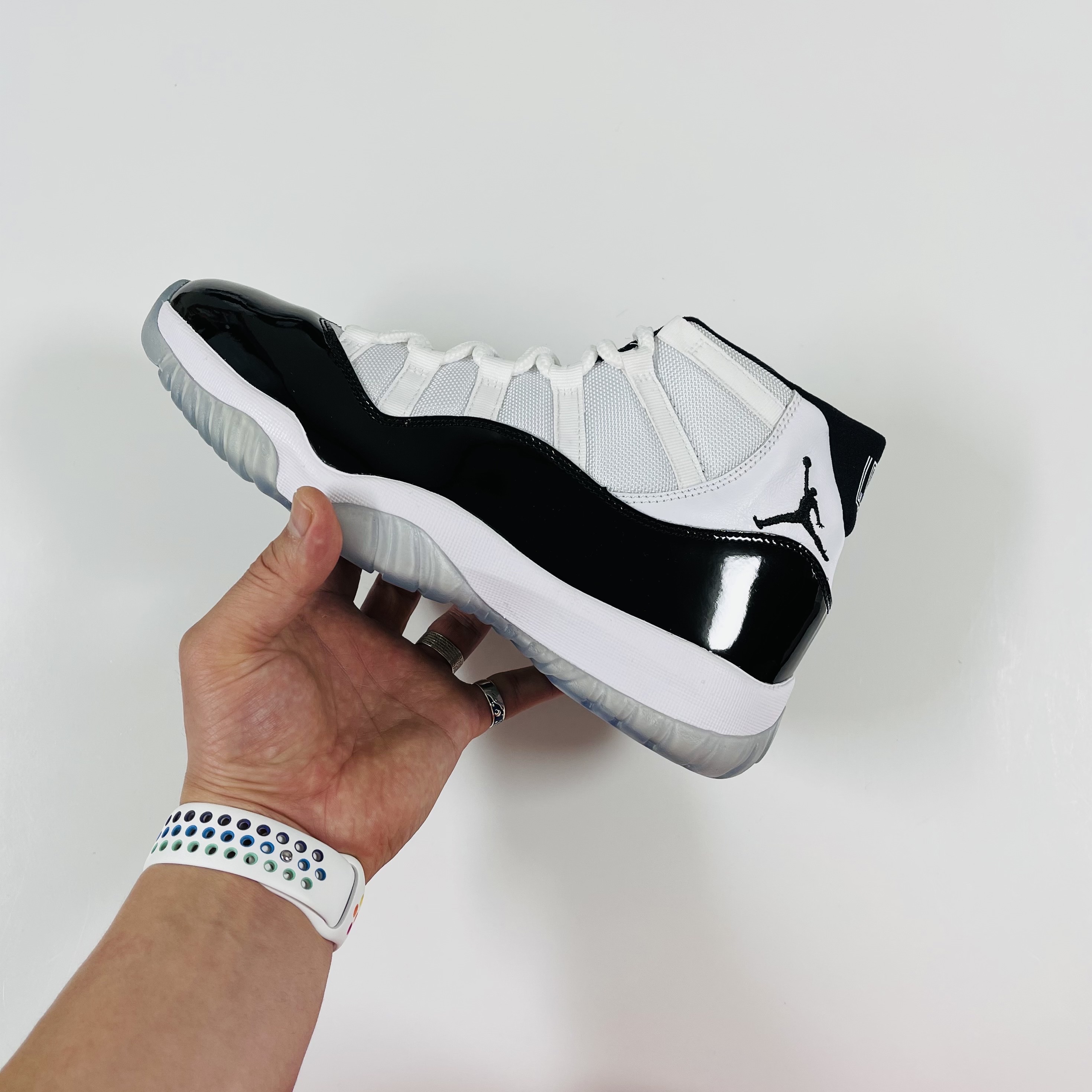 Jordan 11 Retro Concord 2018 착용 스타일 - 1