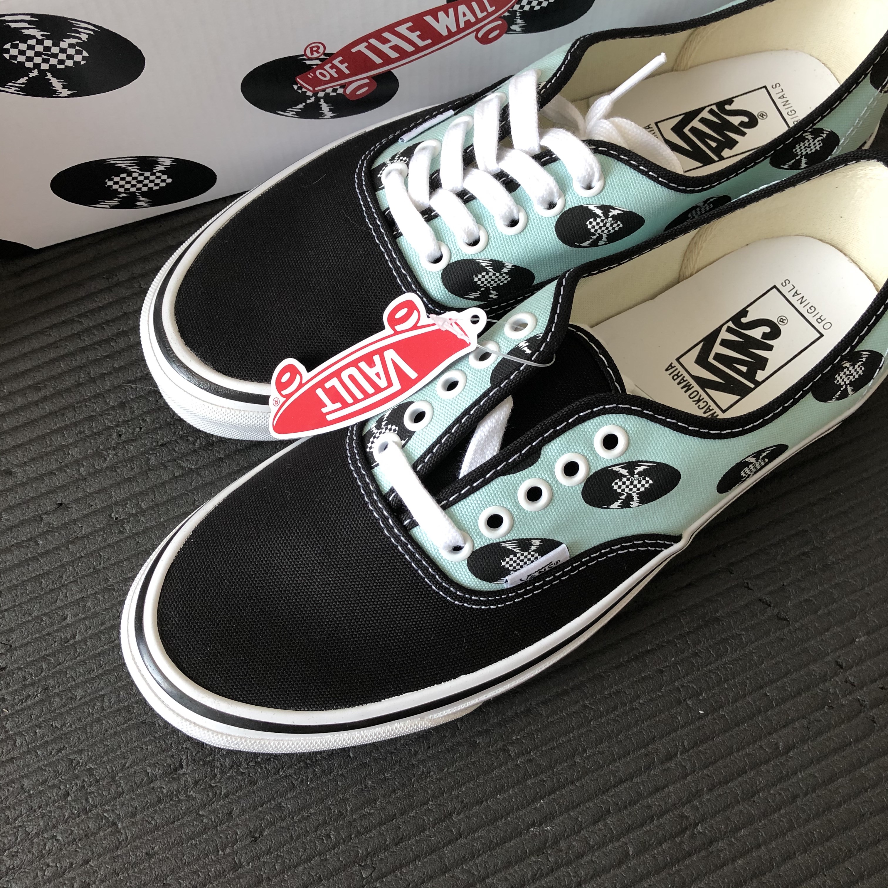 Vans Vault x Wacko Maria OG Authentic LX Baby Blue 착용 스타일