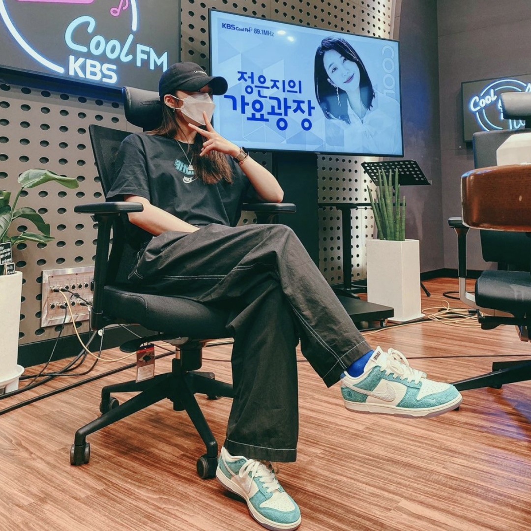 Nike x Kasina Dunk Low Road Sign - Kasina Exclusive 착용 스타일 - 3