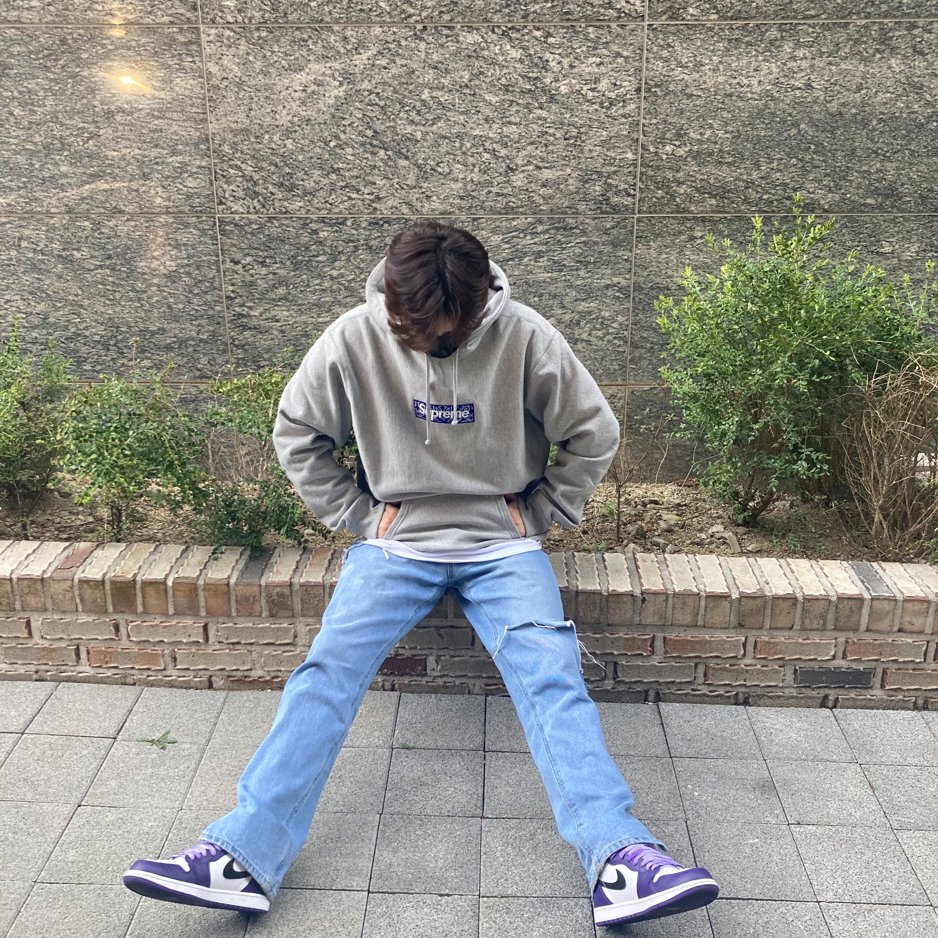 Jordan 1 Retro High OG Court Purple 2020, Supreme Bandana Box Logo Hooded Sweatshirt Heather Grey - 19FW 착용 스타일 - 2