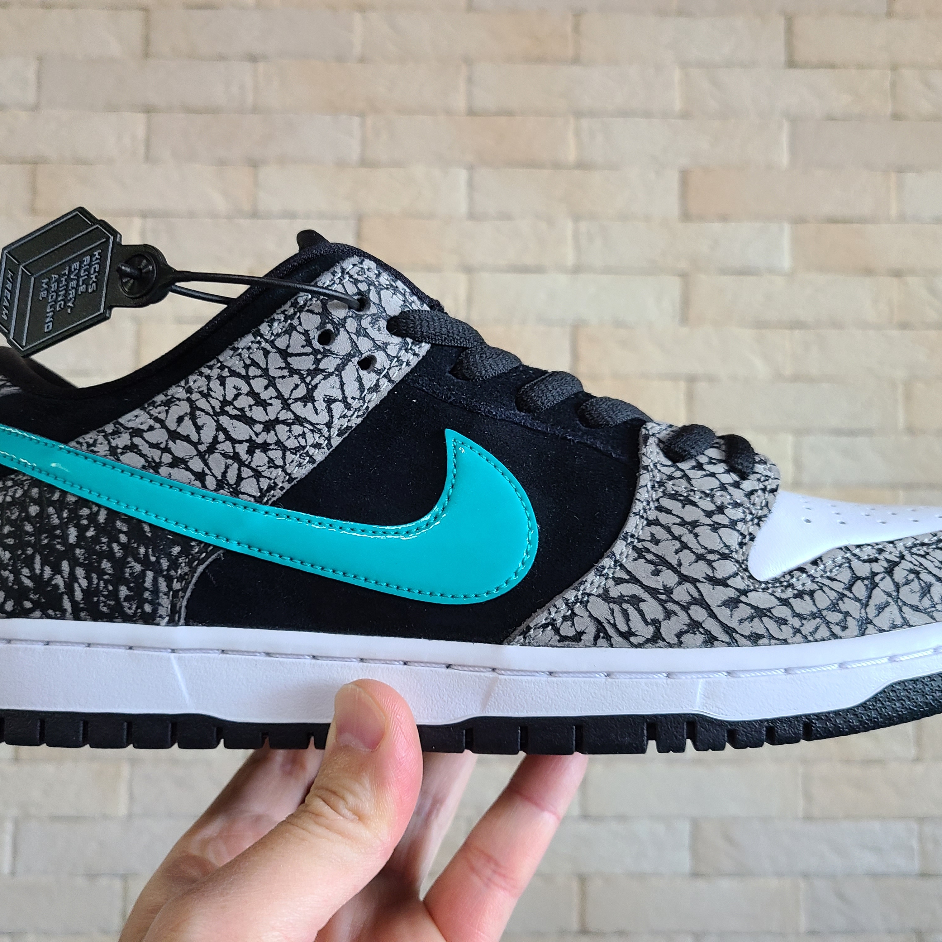 Nike SB Dunk Low Pro Clear Jade 착용 스타일 - 2