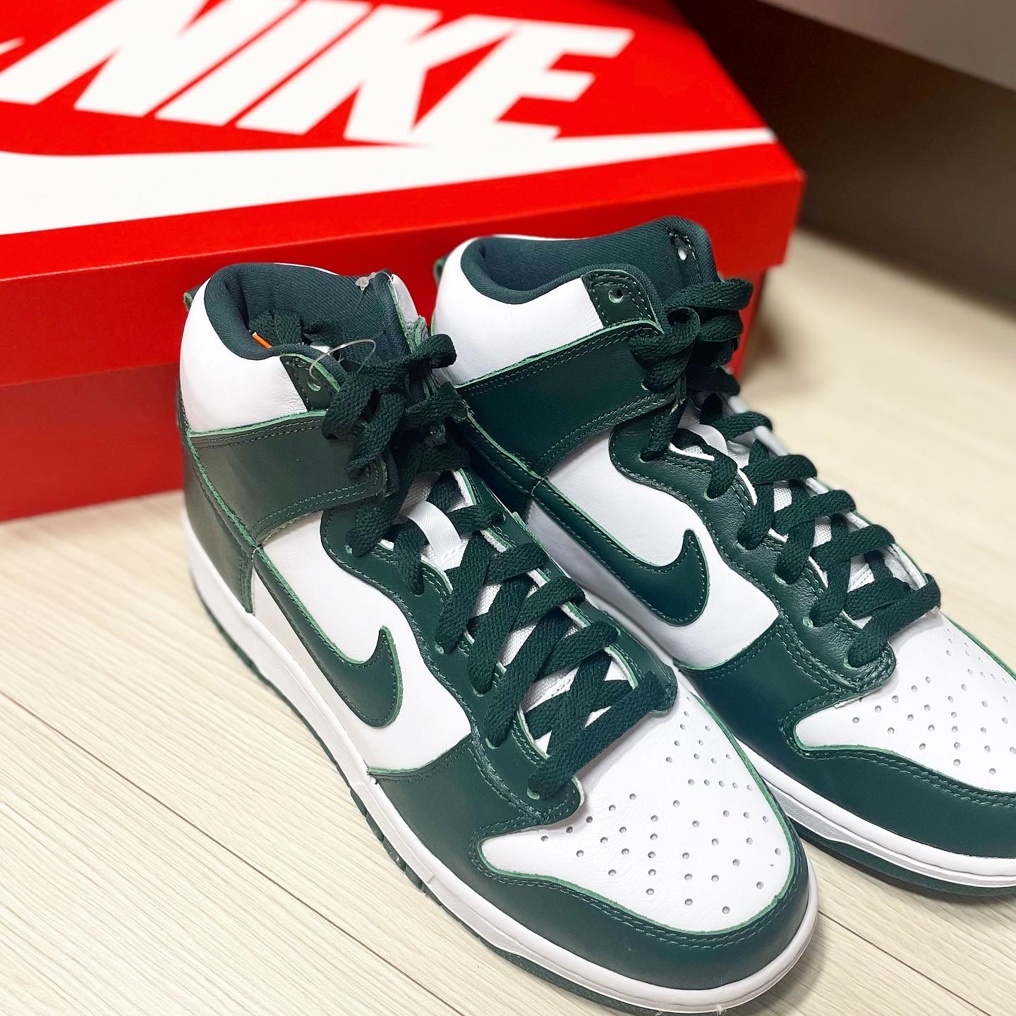 Nike Dunk High SP Spartan Green 착용 스타일 - 1