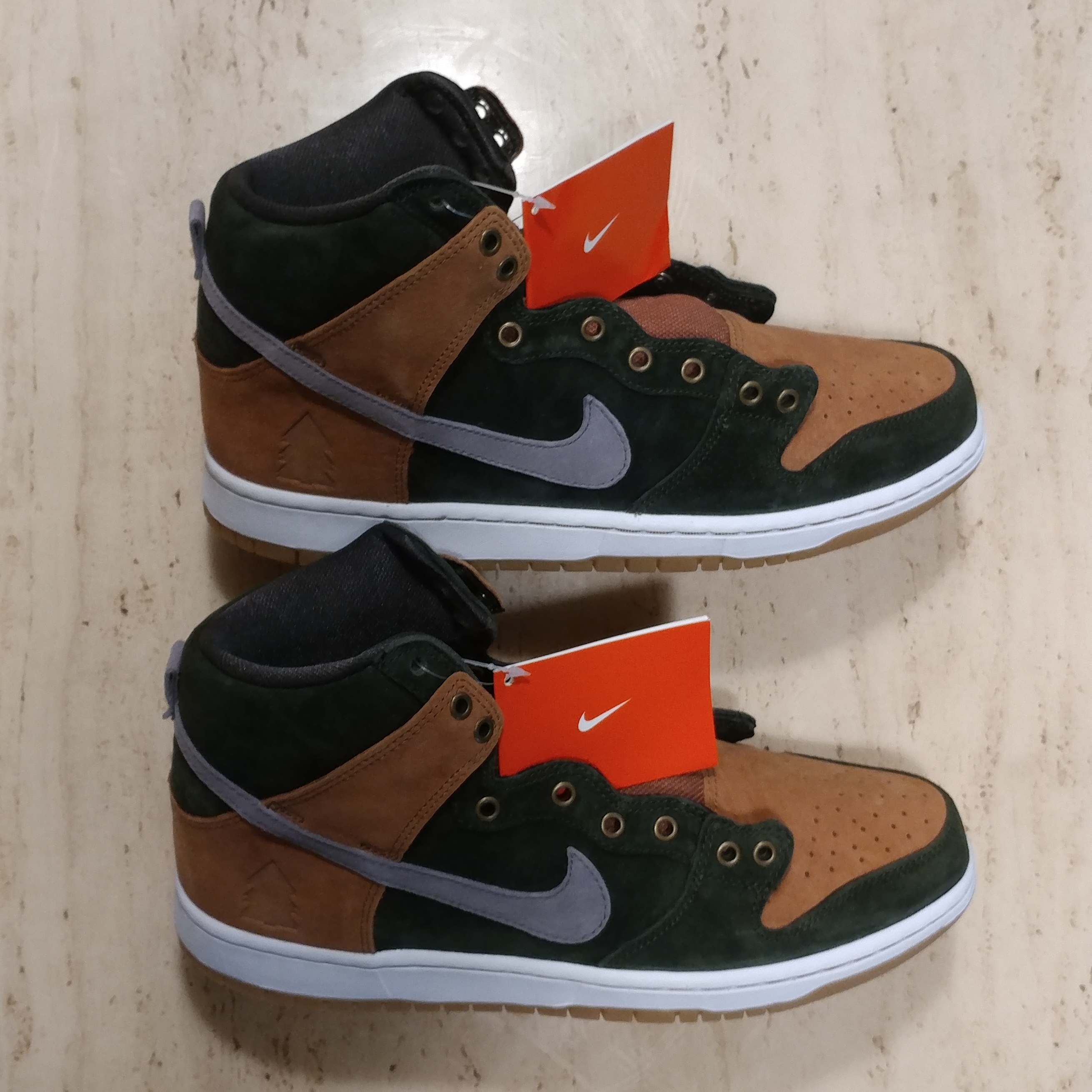 Nike Dunk SB High Homegrown Ale Brown 착용 스타일