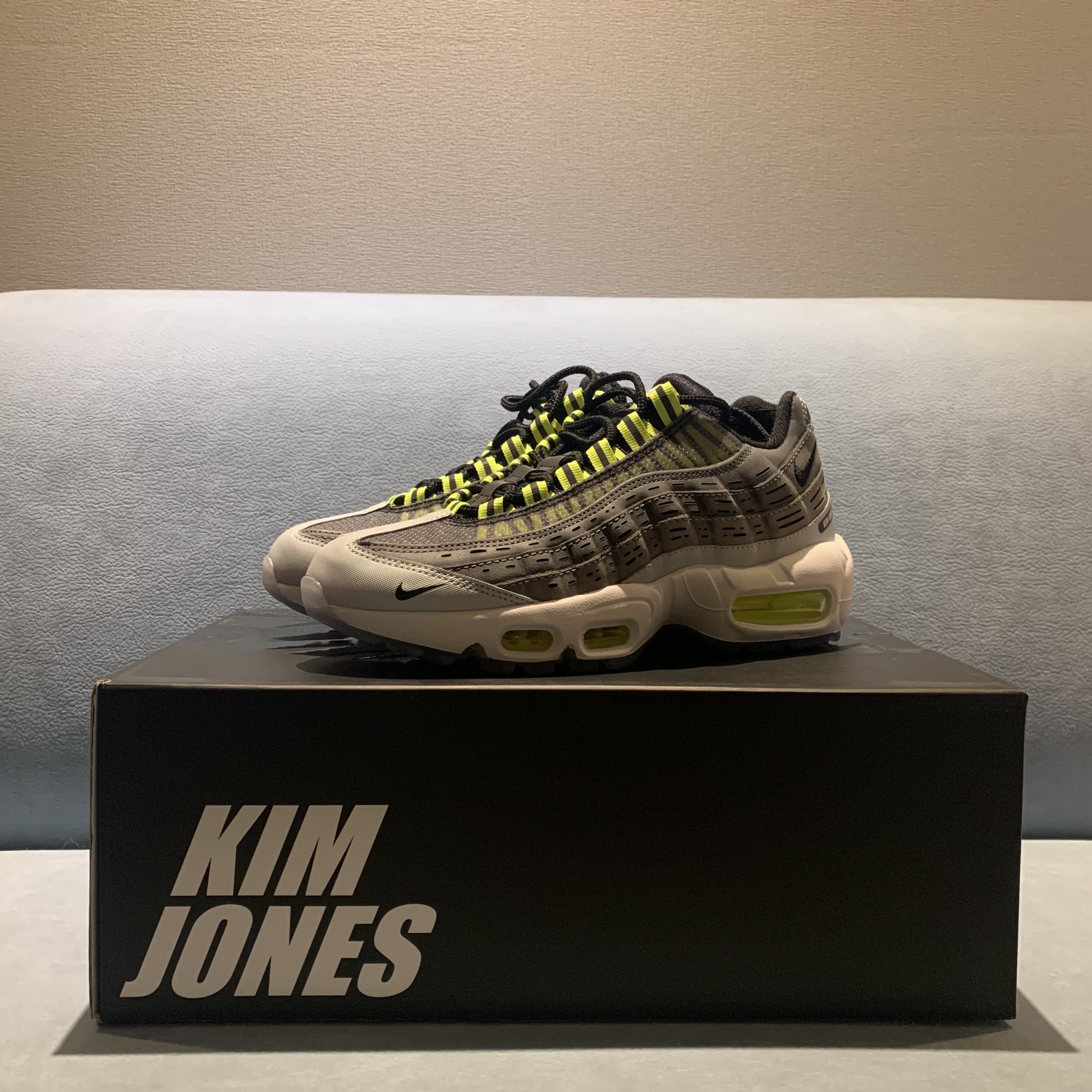 Nike x Kim Jones Air Max 95 Volt 착용 스타일