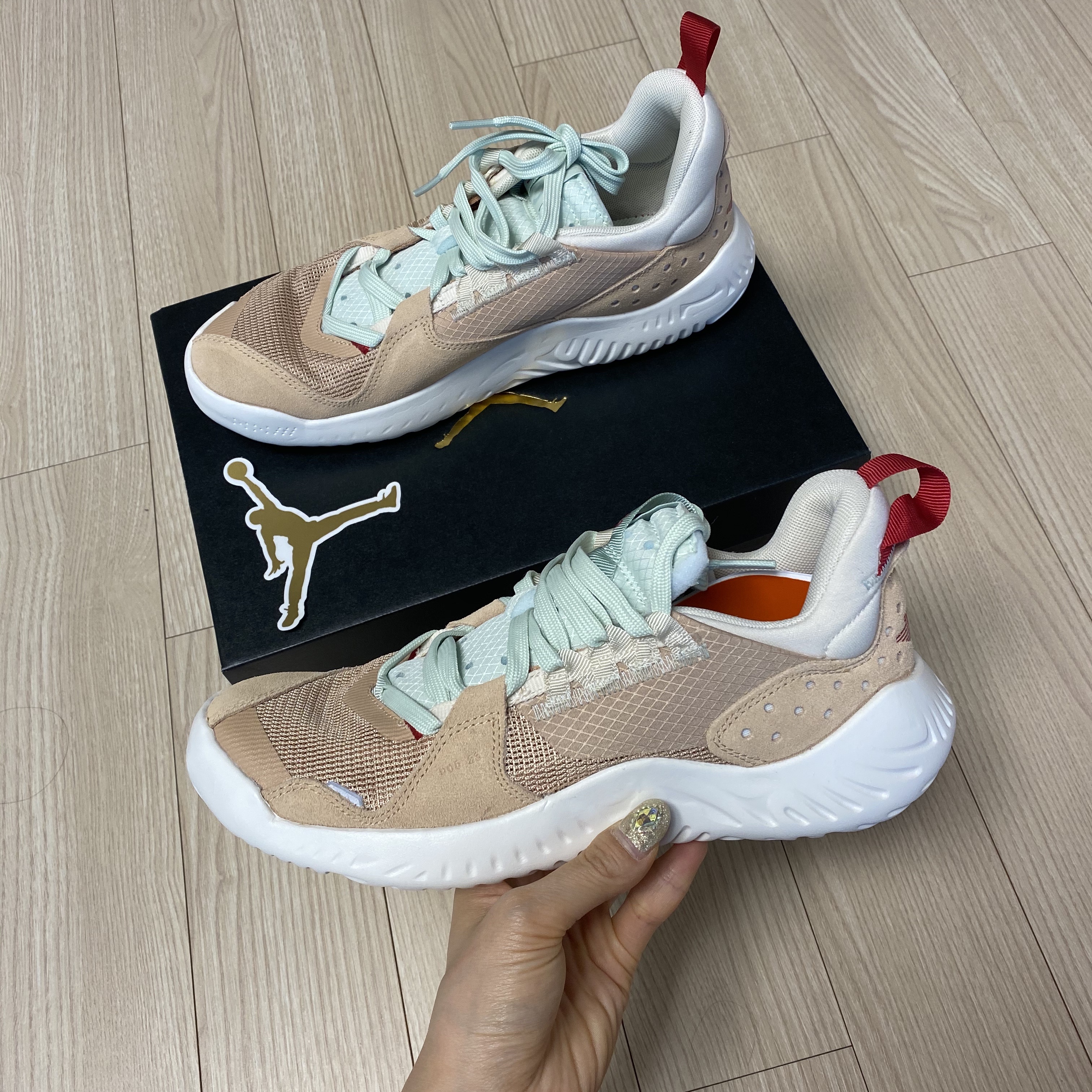 (W) Jordan Delta SP Vachetta Tan 착용 스타일 - 3