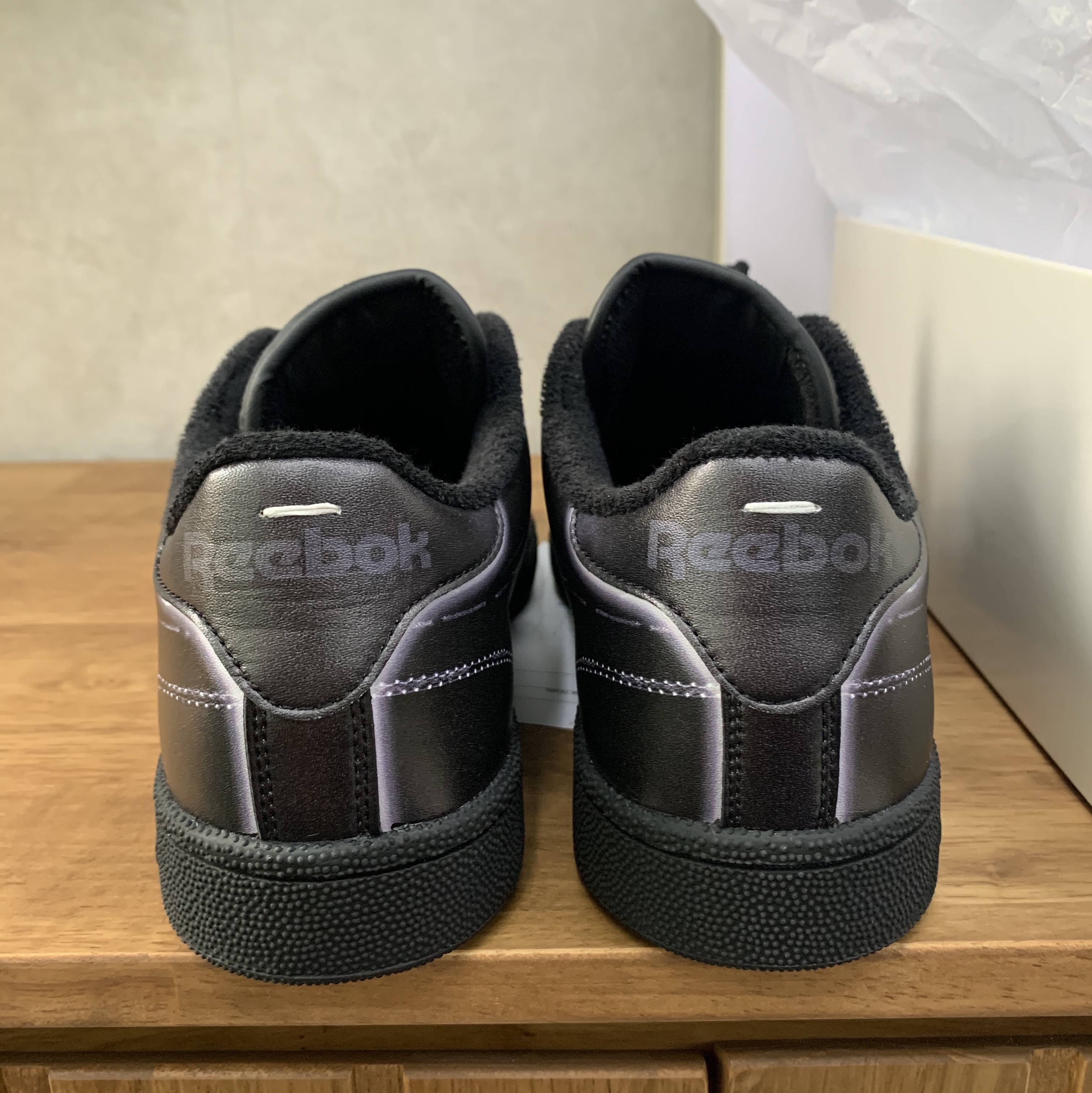 Reebok x Maison Margiela Club C TL Black 착용 스타일