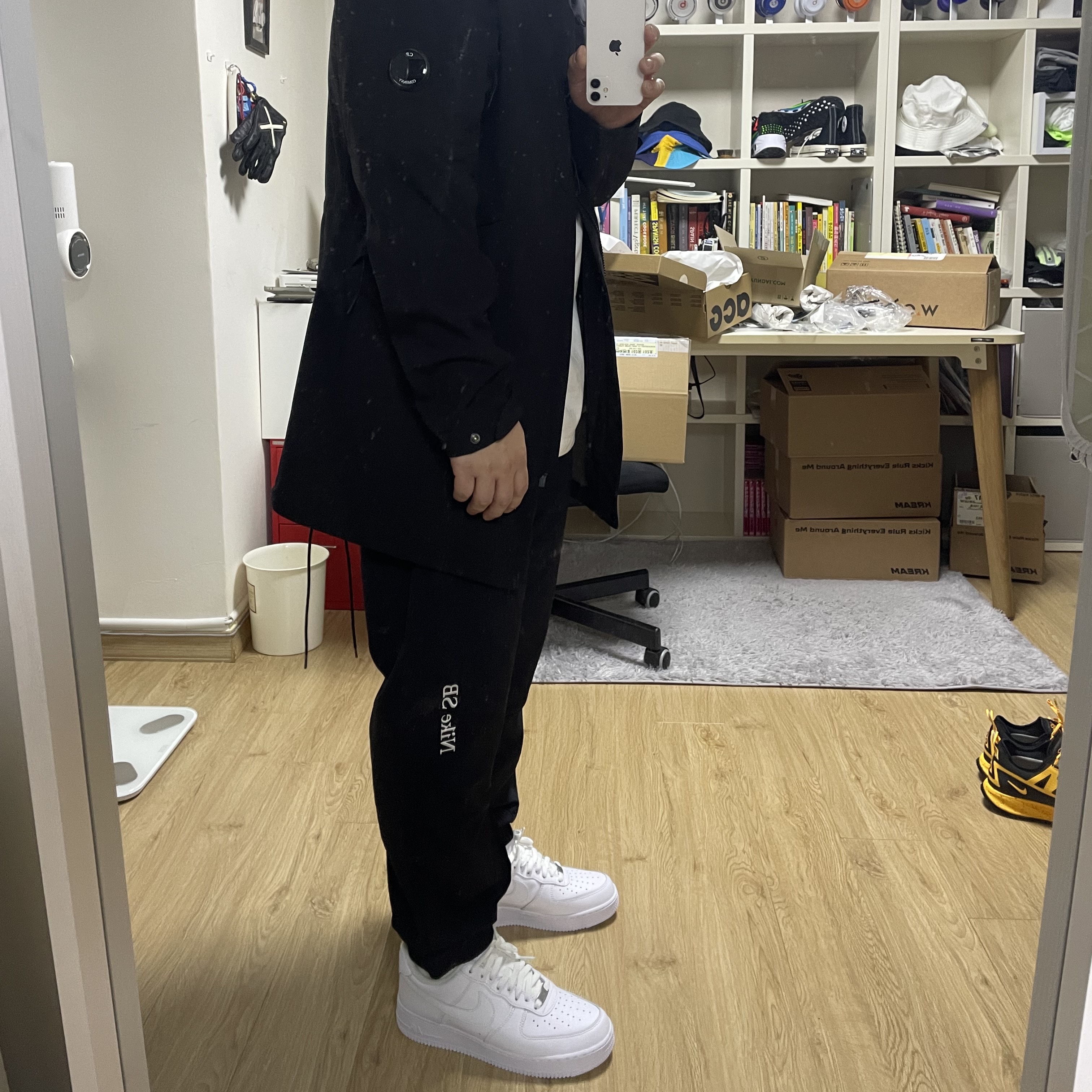 Nike Air Force 1 '07 Low White 착용 스타일